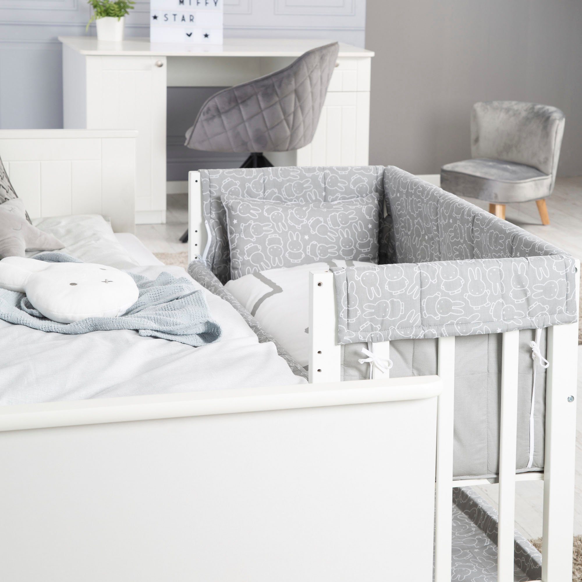 Roba® Wieg 3-in-1, Nijntje, wit tot bed of bank om te bouwen, ligoppervlak in hoogte verstelbaar