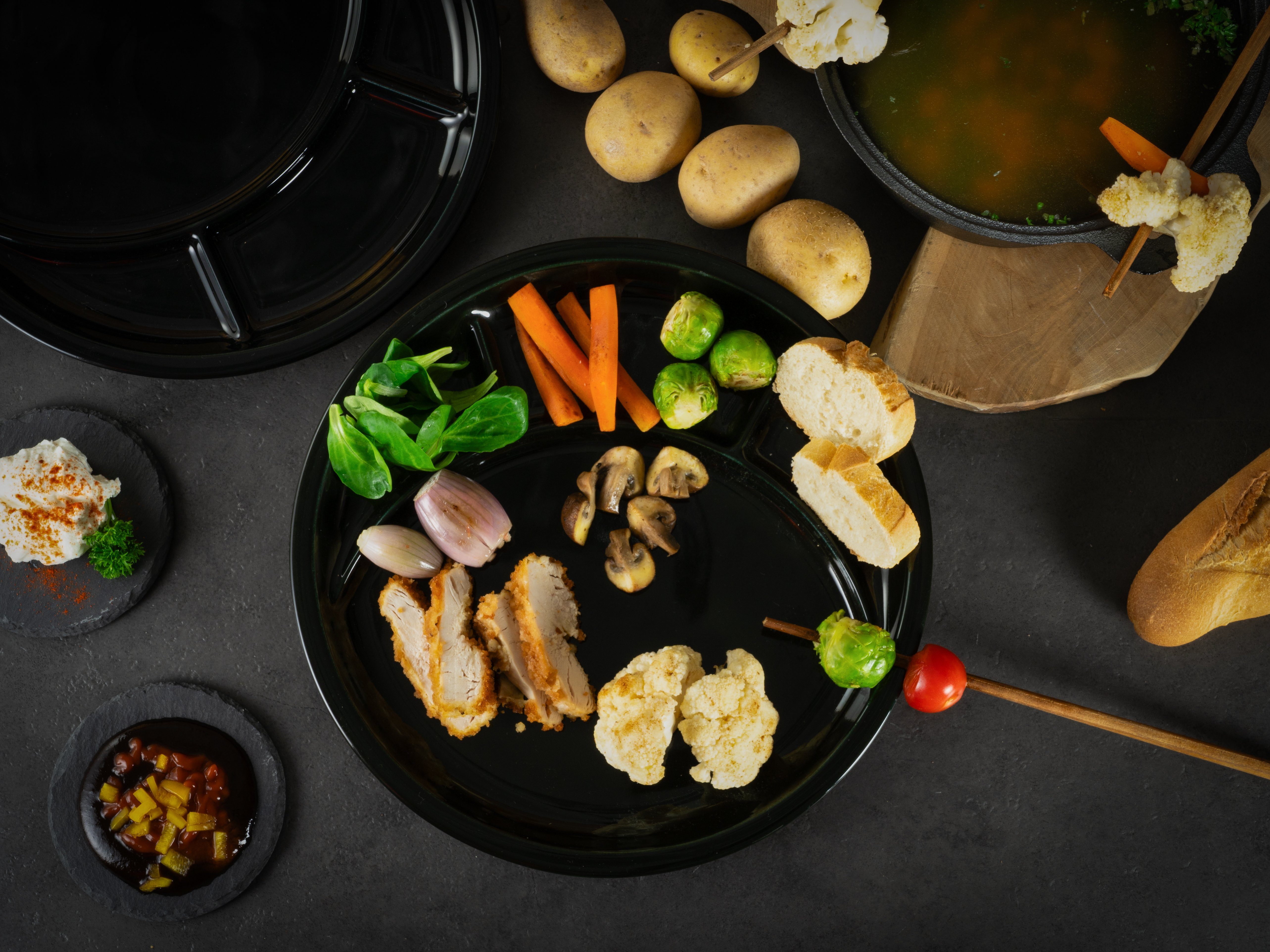 CreaTable Fonduebord Dinerbord universeel Bordenset, 4 personen, porselein, vaatwasserbestendig, made in Europe (set, 4 stuks)