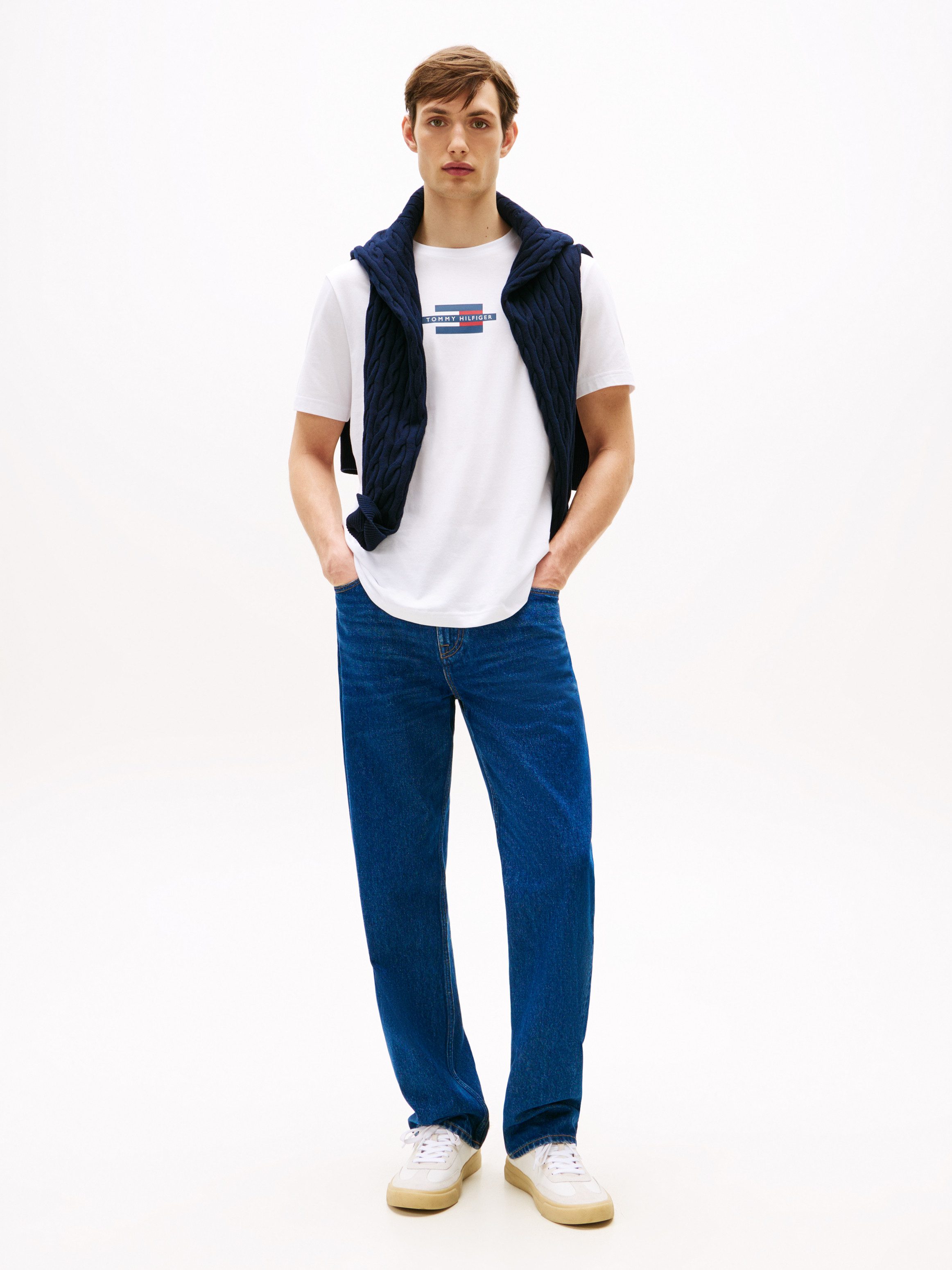 Tommy Hilfiger Shirt met korte mouwen FLAG BOX TEE Met een ronde hals