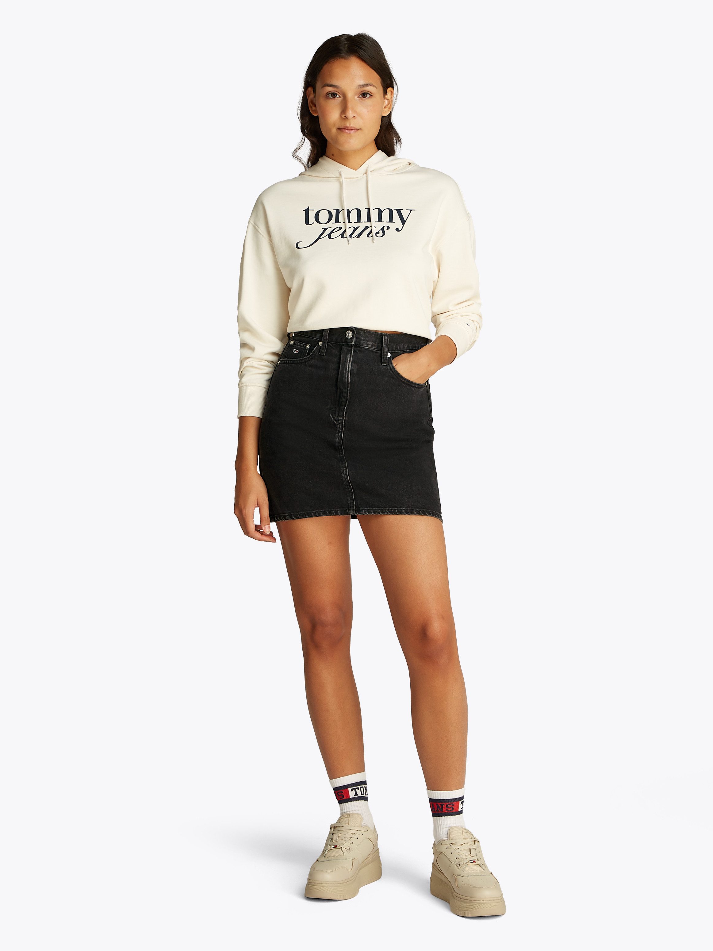 TOMMY Jeans rok MOM SKIRT BI8080 in zwarte was, in mini-lengte