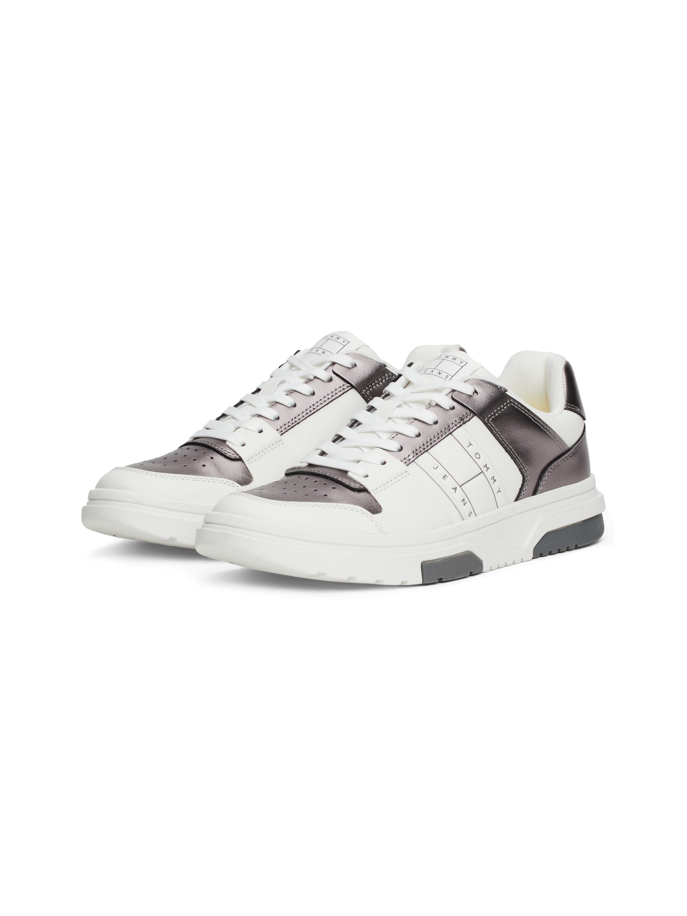 TOMMY JEANS Plateausneakers THE BROOKLYN METALLIC vrijetijdsschoen, lage schoen, veterschoen met zijlogo