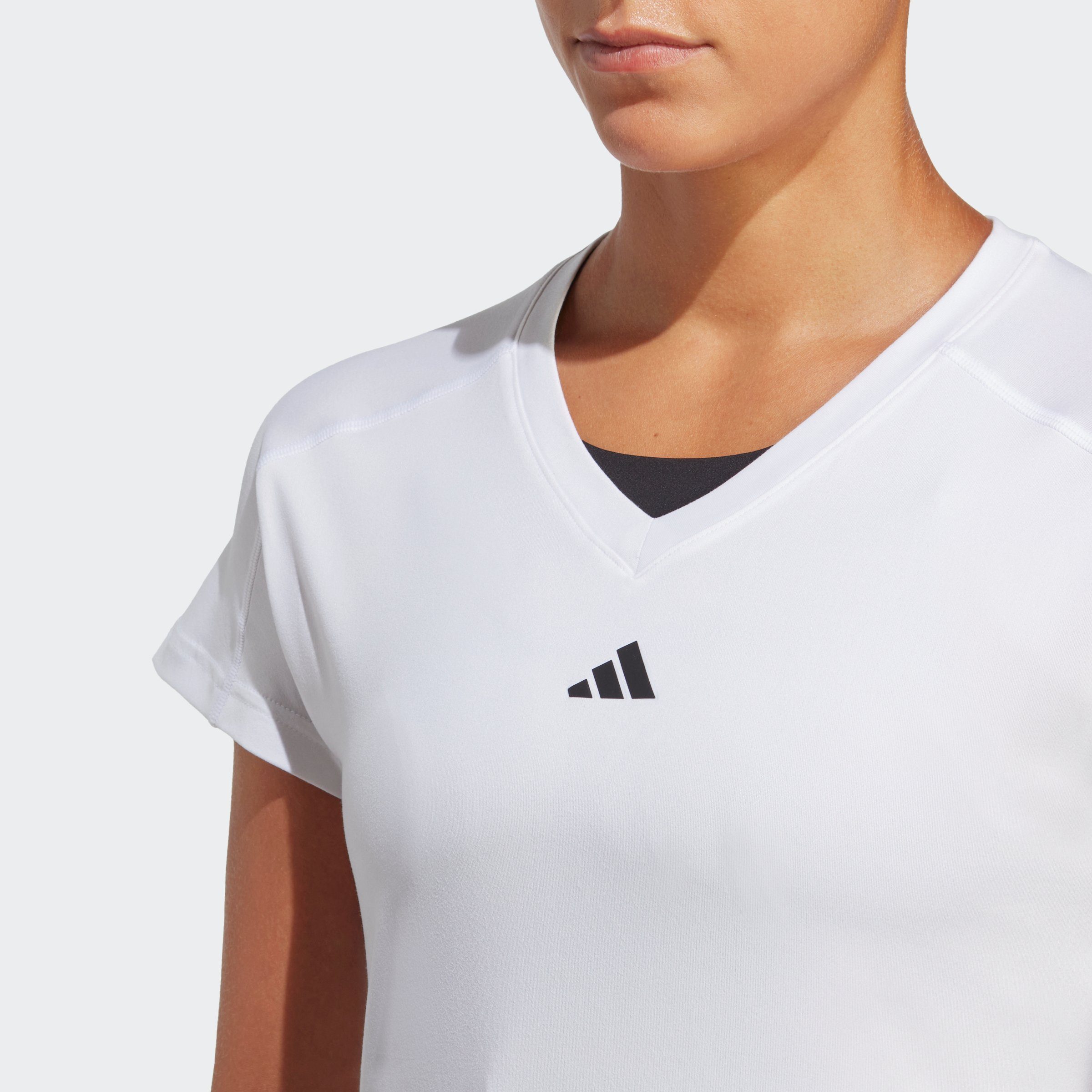 adidas Performance T-shirt TR-ES MIN T Trainingsshirt, vochtabsorberend met V-hals