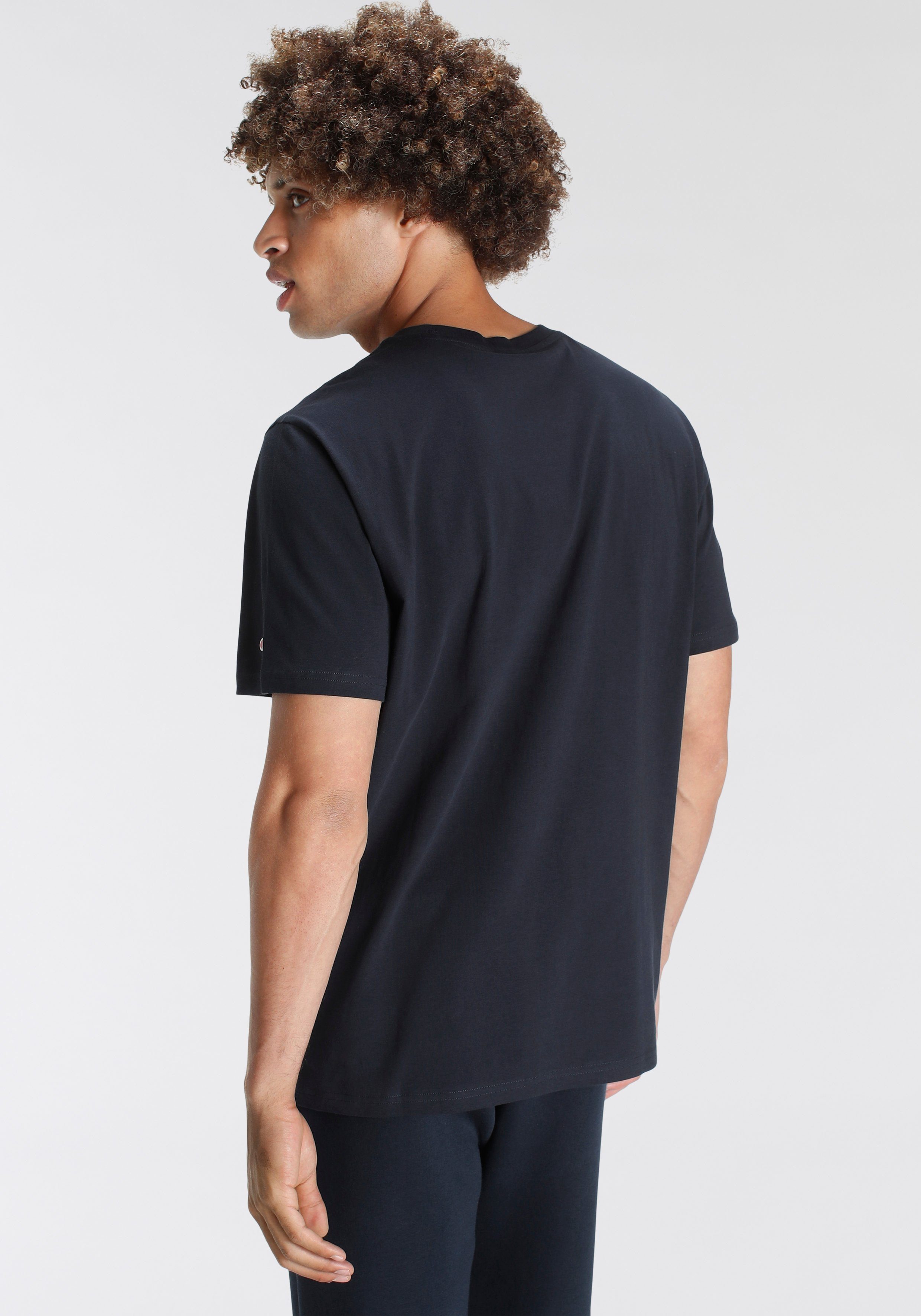 Champion T-shirt Graphic Shop