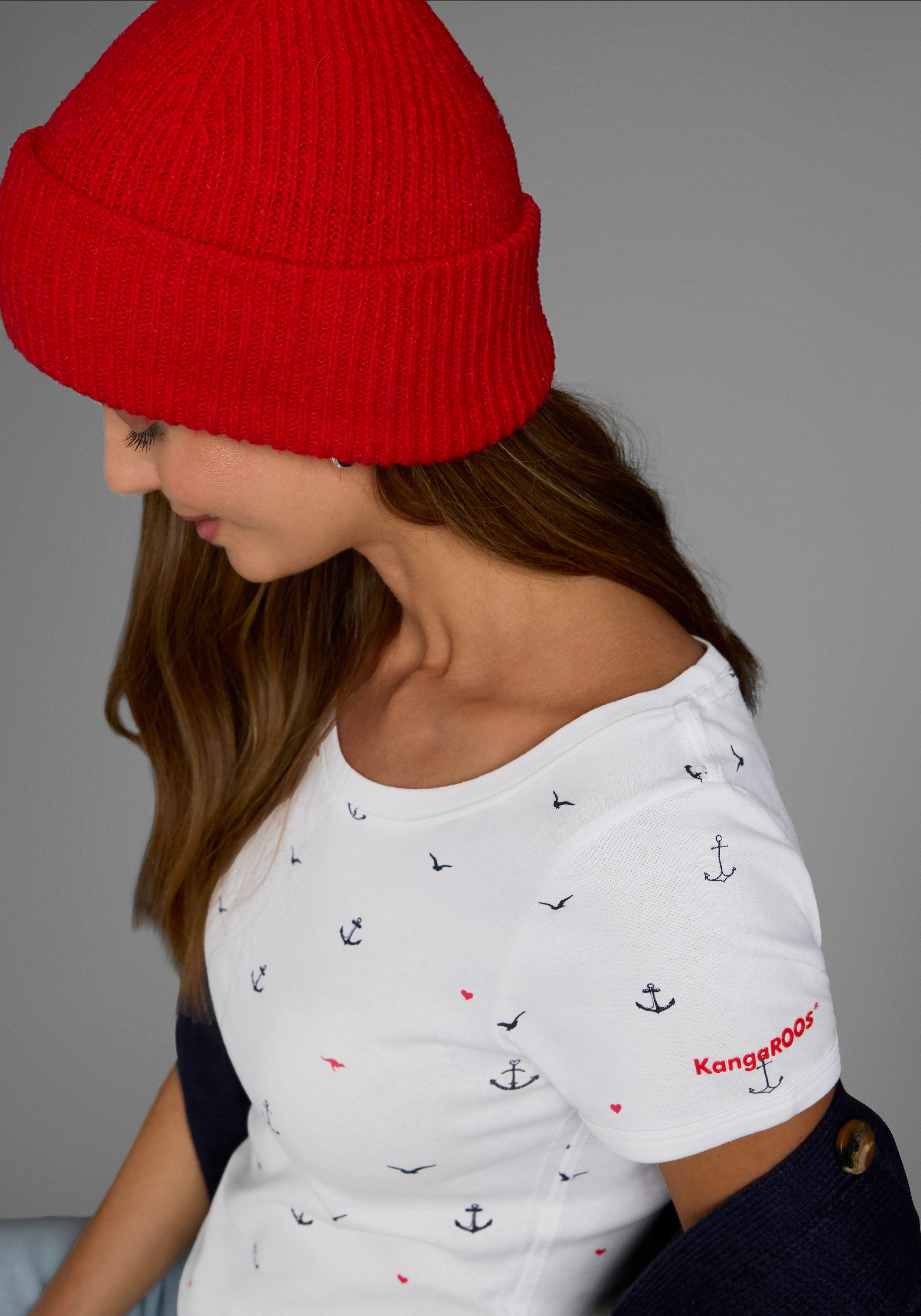 KangaROOS T-shirt korte mouwen, zeer figuurvolgend en heupbedekkend