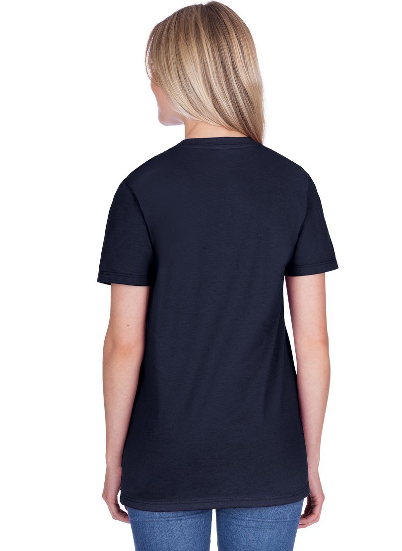 Trigema T-shirt TRIGEMA Slim-fit T-shirt van DELUXE-katoen (1-delig)