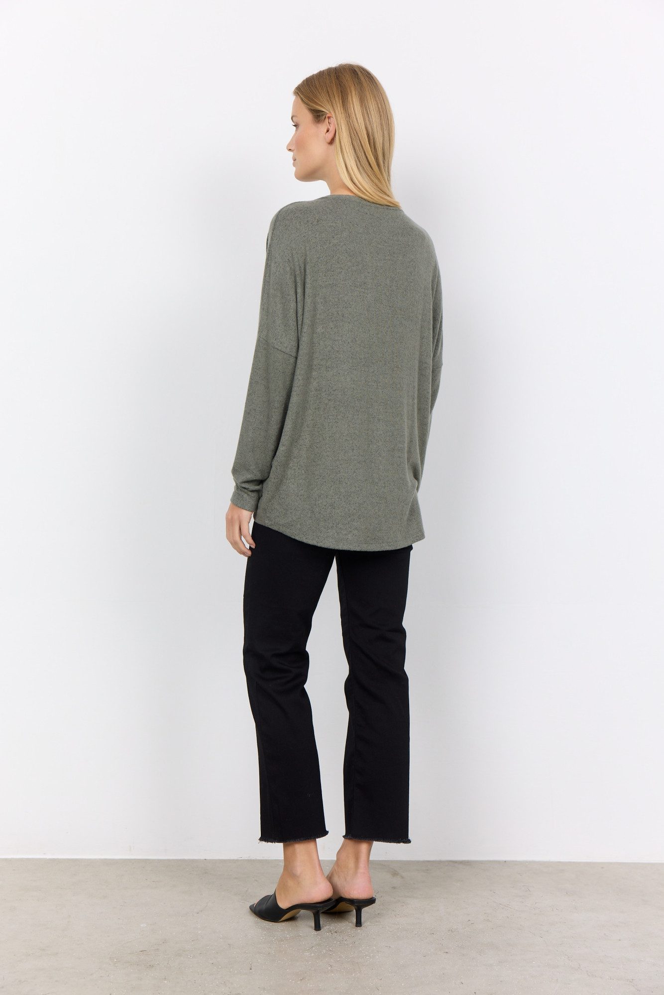soyaconcept Shirt met ronde hals SC-BIARA 1 comfortabele trui, elastische viscosekwaliteit in gemêleerde uitstraling