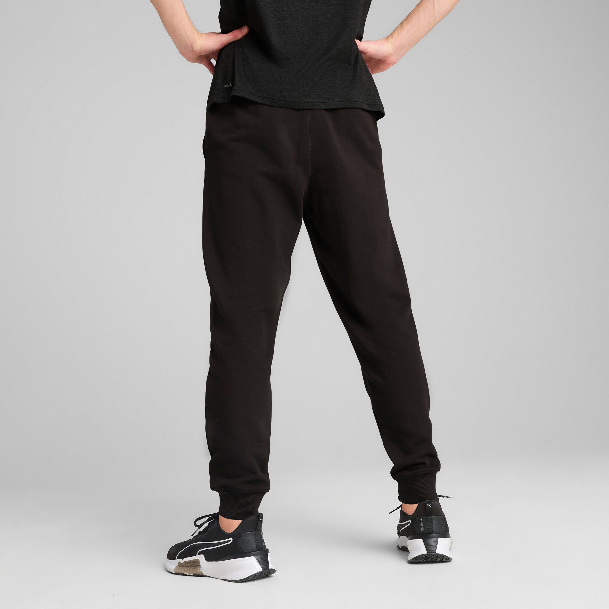 PUMA Trainingsbroek M TAD ESSENTIALS FRENCH TERRY JOGGER