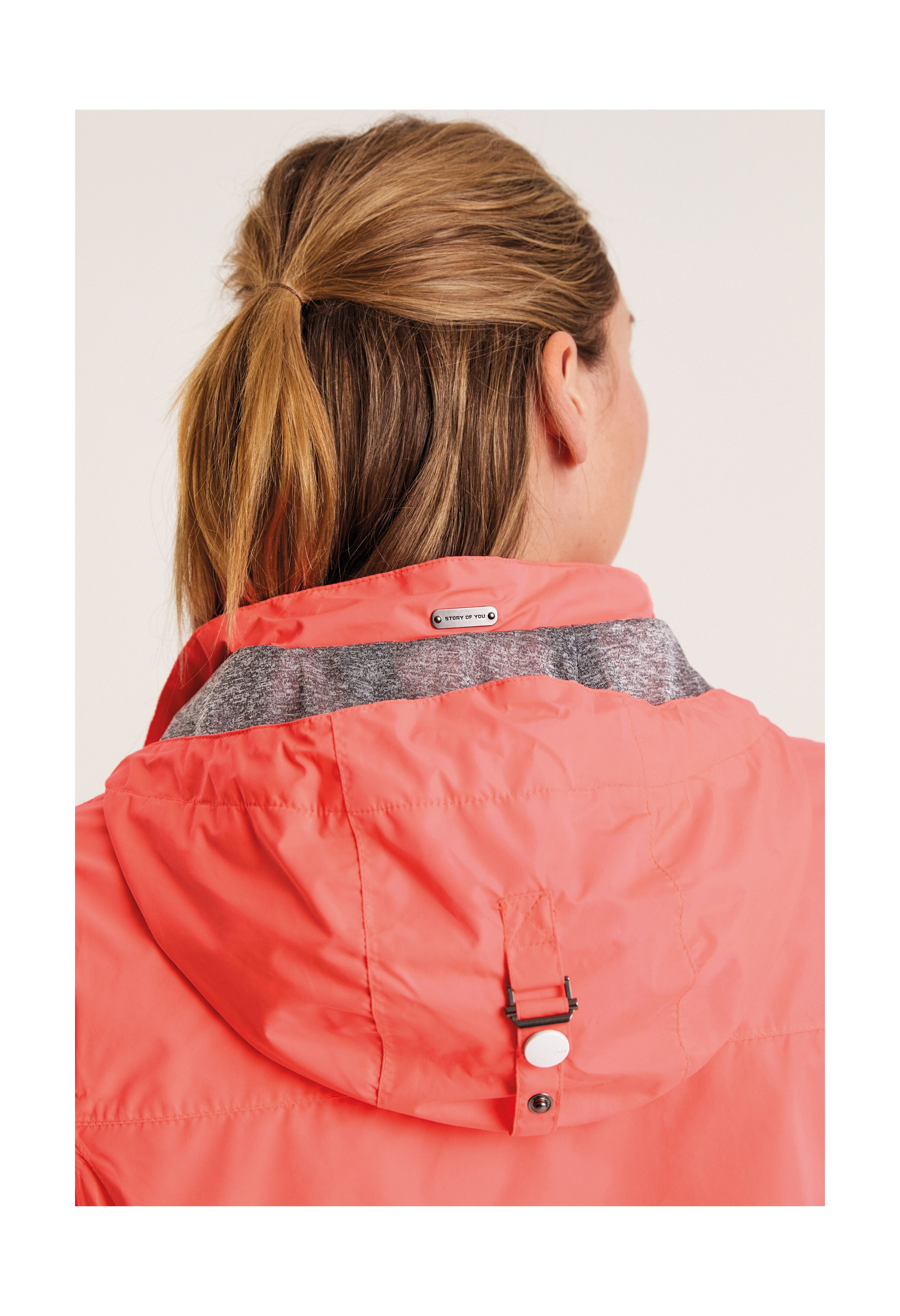 STOY Outdoorjack STS 11 WMN JCKT Waterdichte, ademende STOY-jas met afneembare capuchon