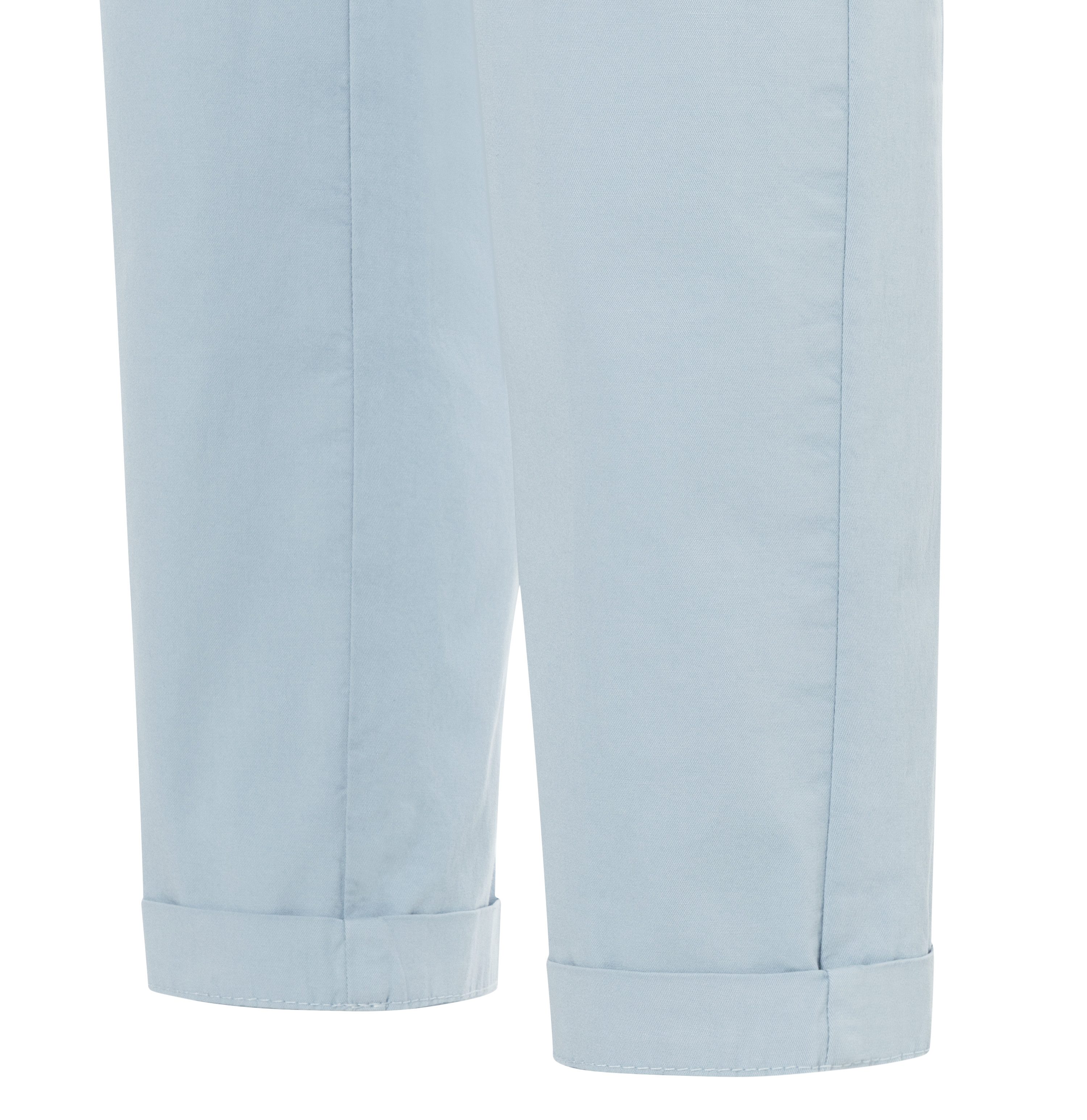 MAC Chino turn up met subtiele glans, elegant en sportief tegelijk