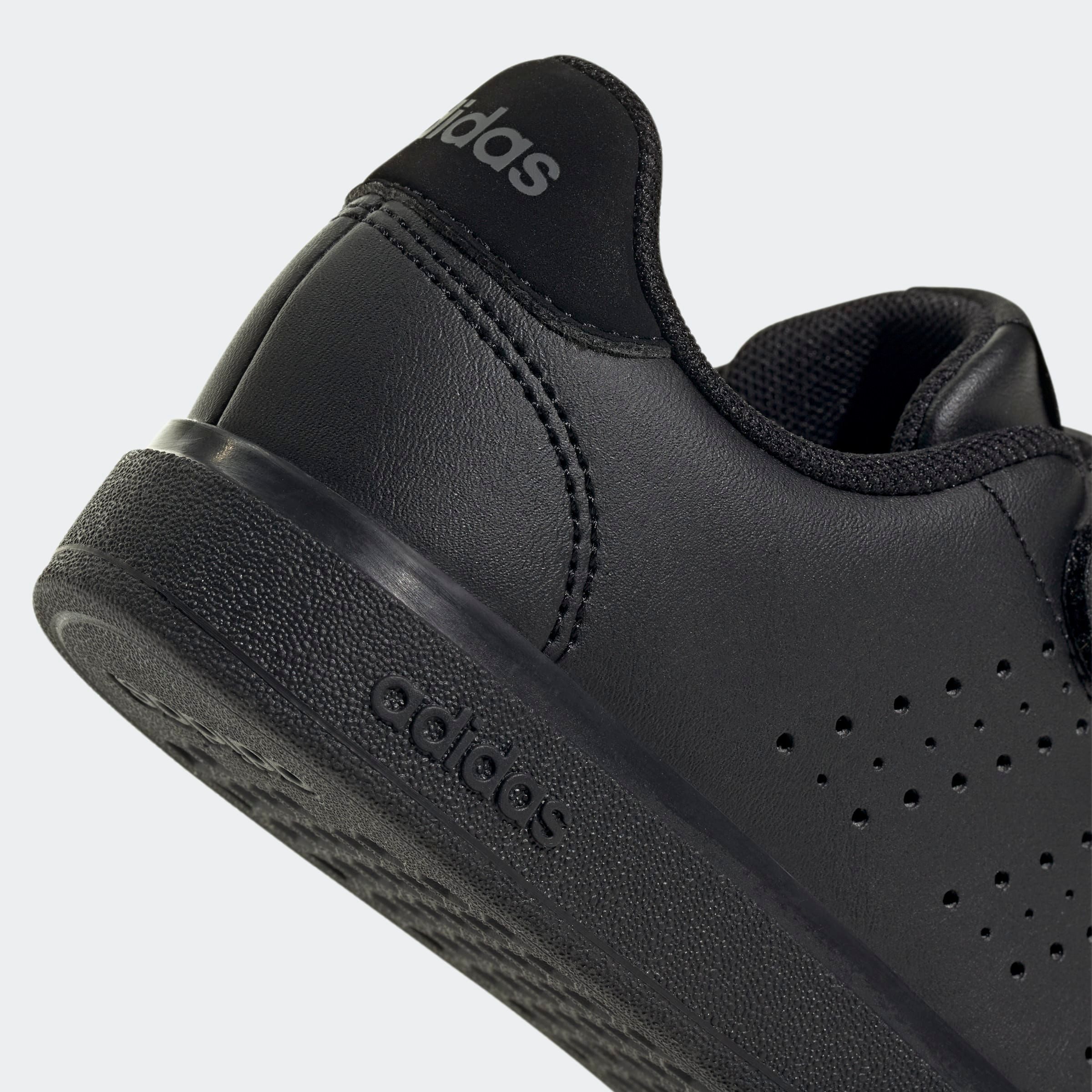 adidas Sportswear Klittenbandschoenen ADVANTAGE BASE 2.0 KIDS Ontwerp in de sporen van de adidas Stan Smith