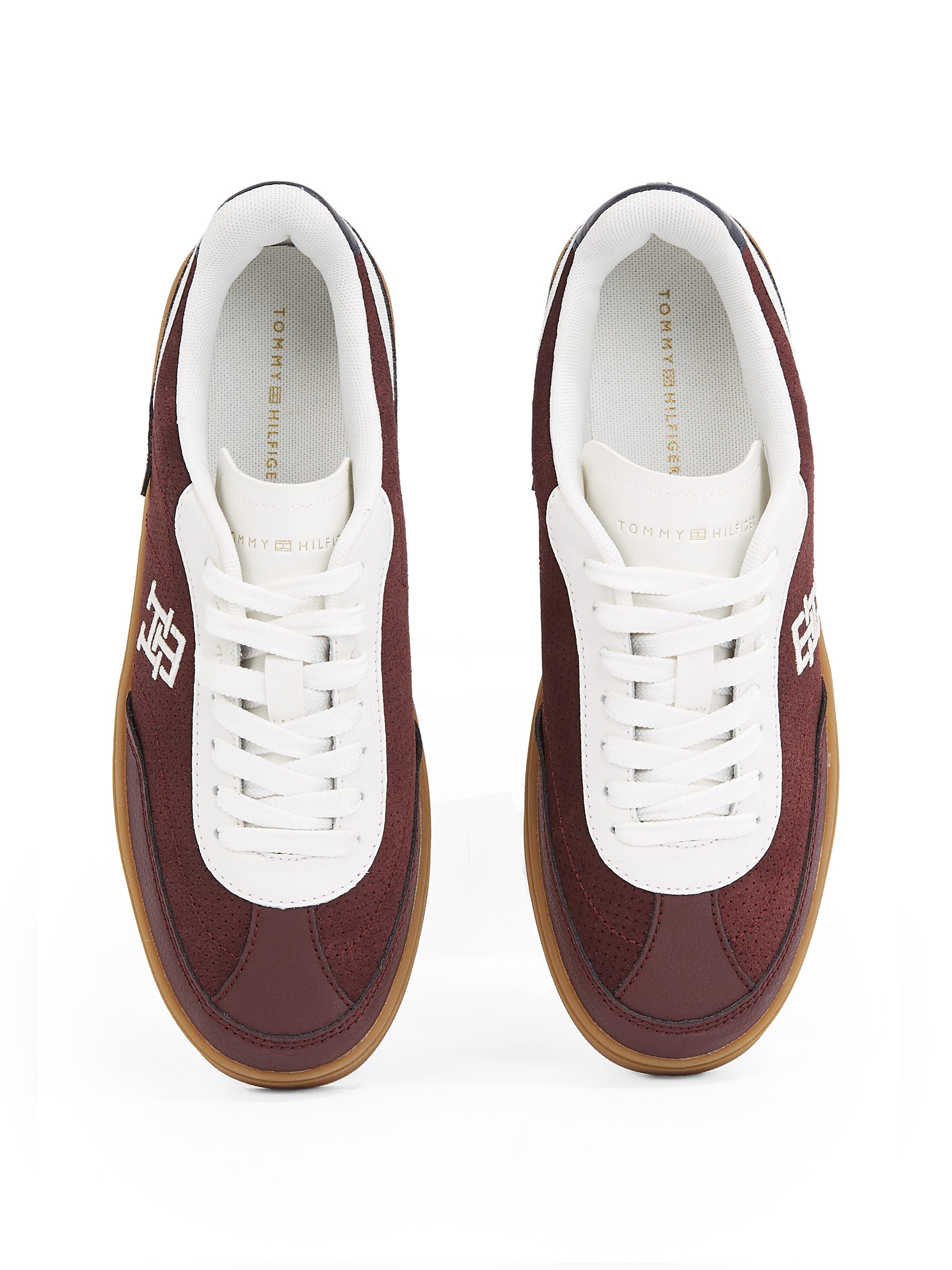 Tommy Hilfiger Plateausneakers TH HERITAGE SNEAKER PERF vrijetijdsschoen, lage schoen, veterschoen met th-logo-borduring