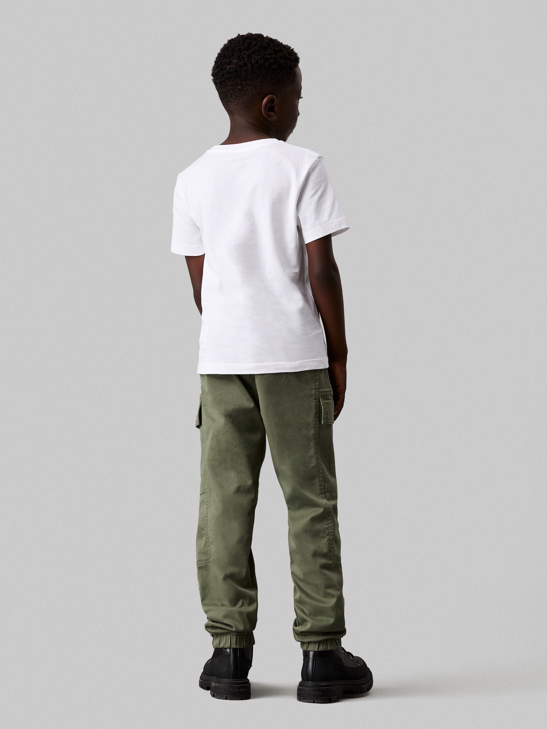 Calvin Klein Sweatbroek ESSENTIAL WOVEN CARGO PANTS voor kinderen tot 16 jaar met logo-print