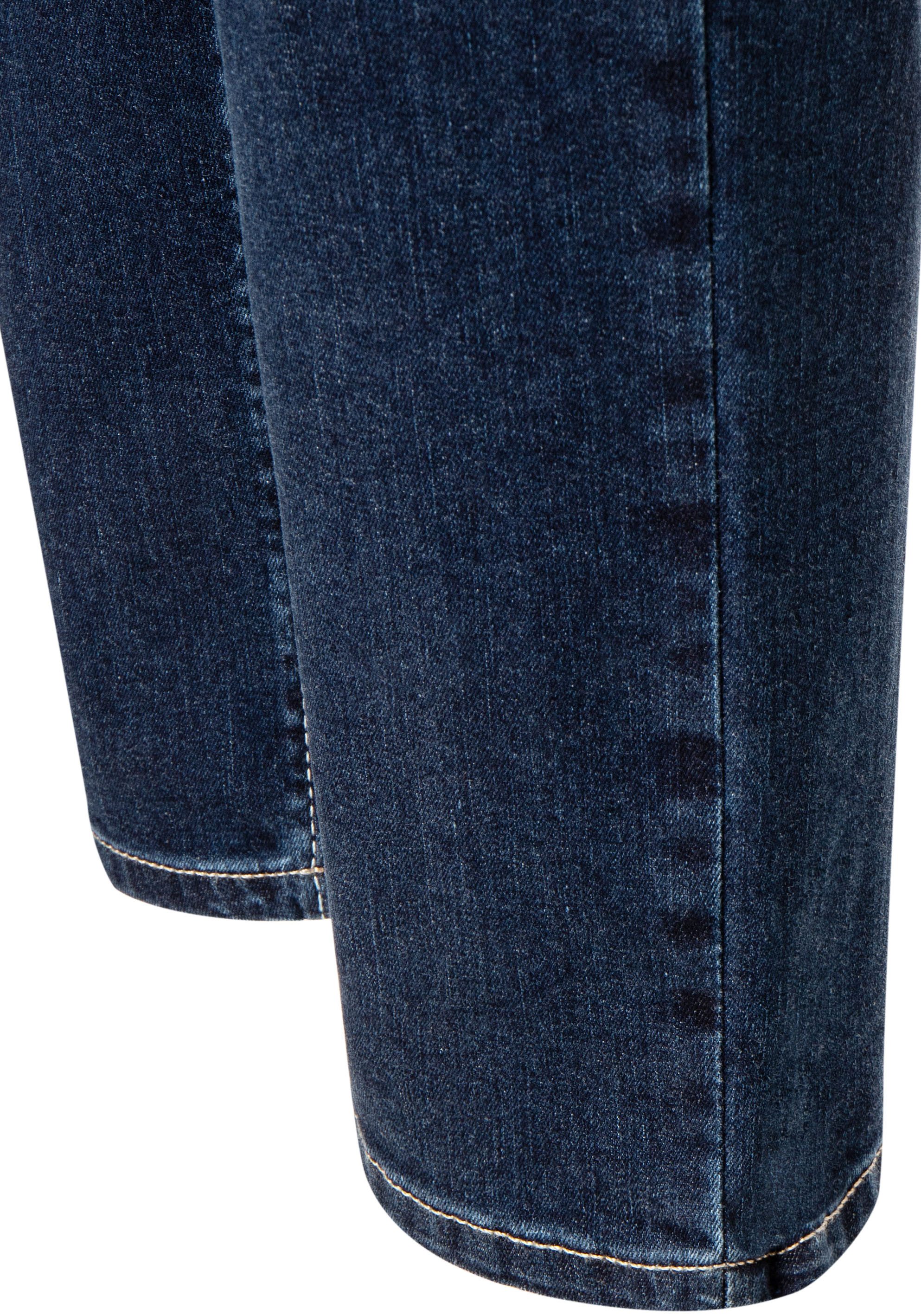 MAC Stretch jeans Melanie Recht model
