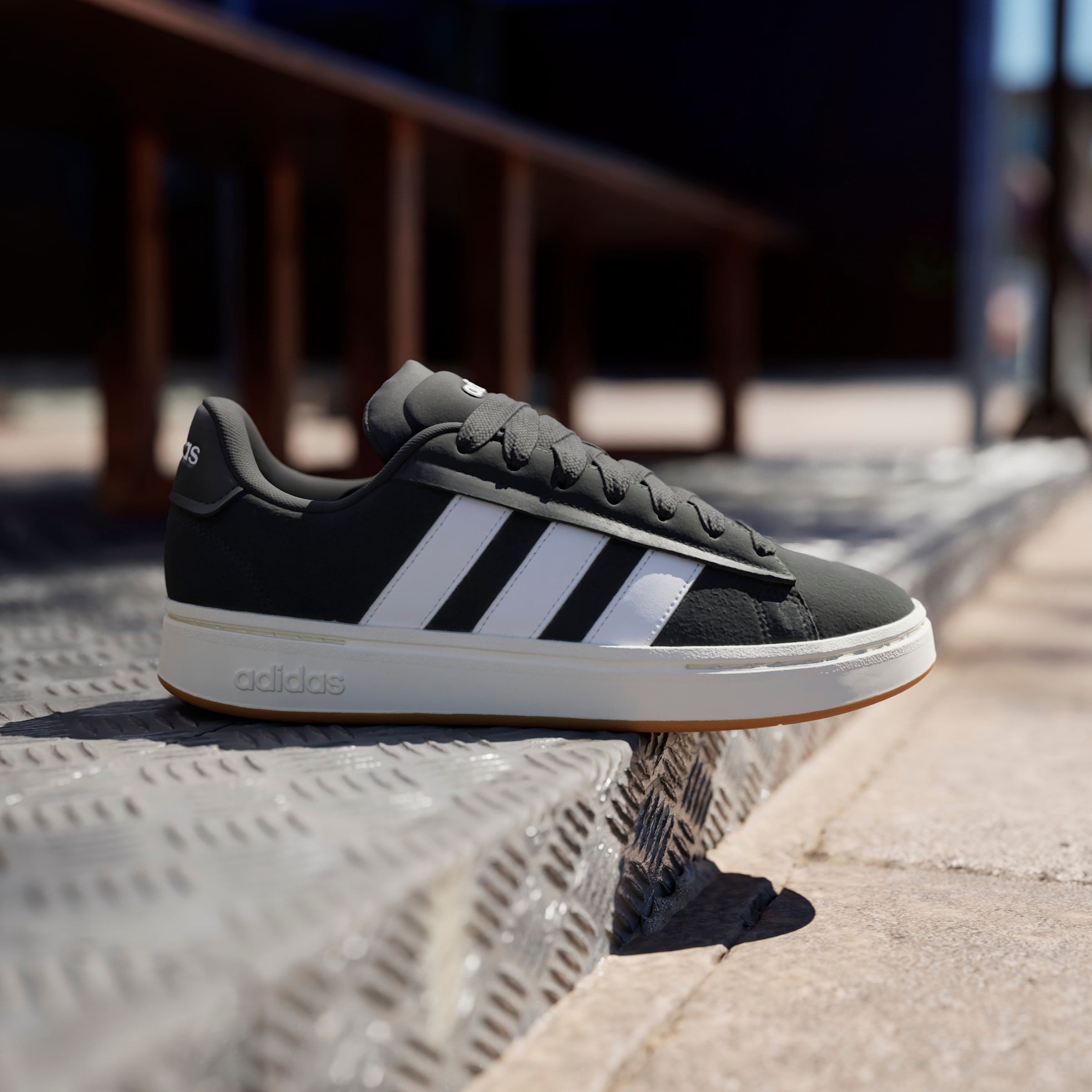 adidas Sportswear Sneakers GRAND COURT ALPHA Design geïnspireerd door de adidas Campus 00
