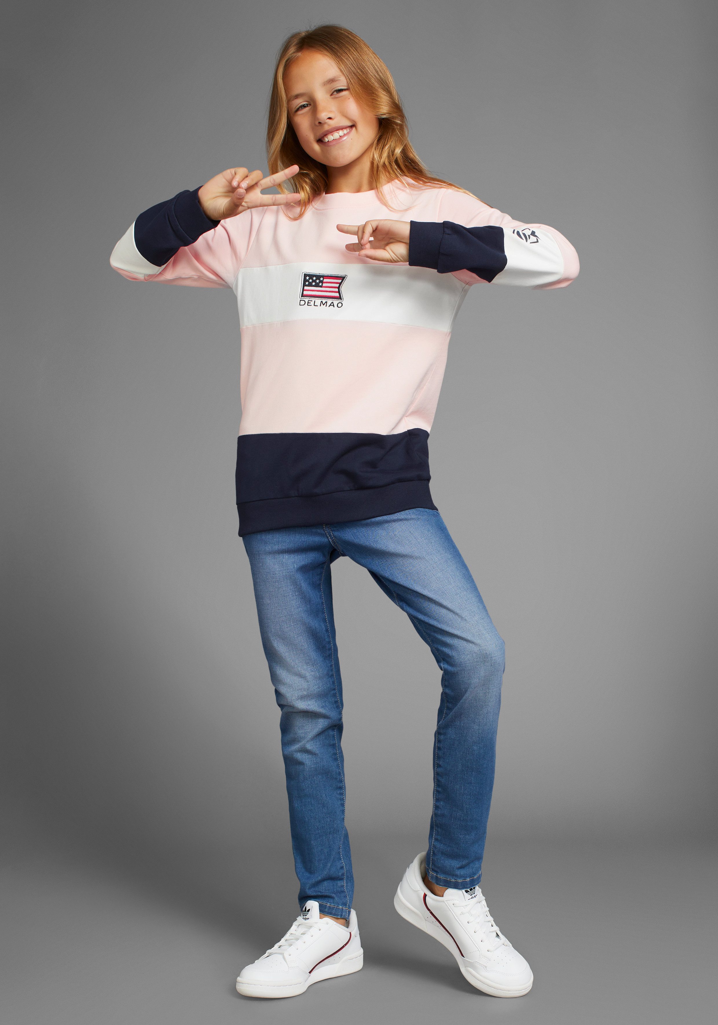 DELMAO Sweatshirt Colorblocking sweatshirt met logo-borduursel voor meisjes