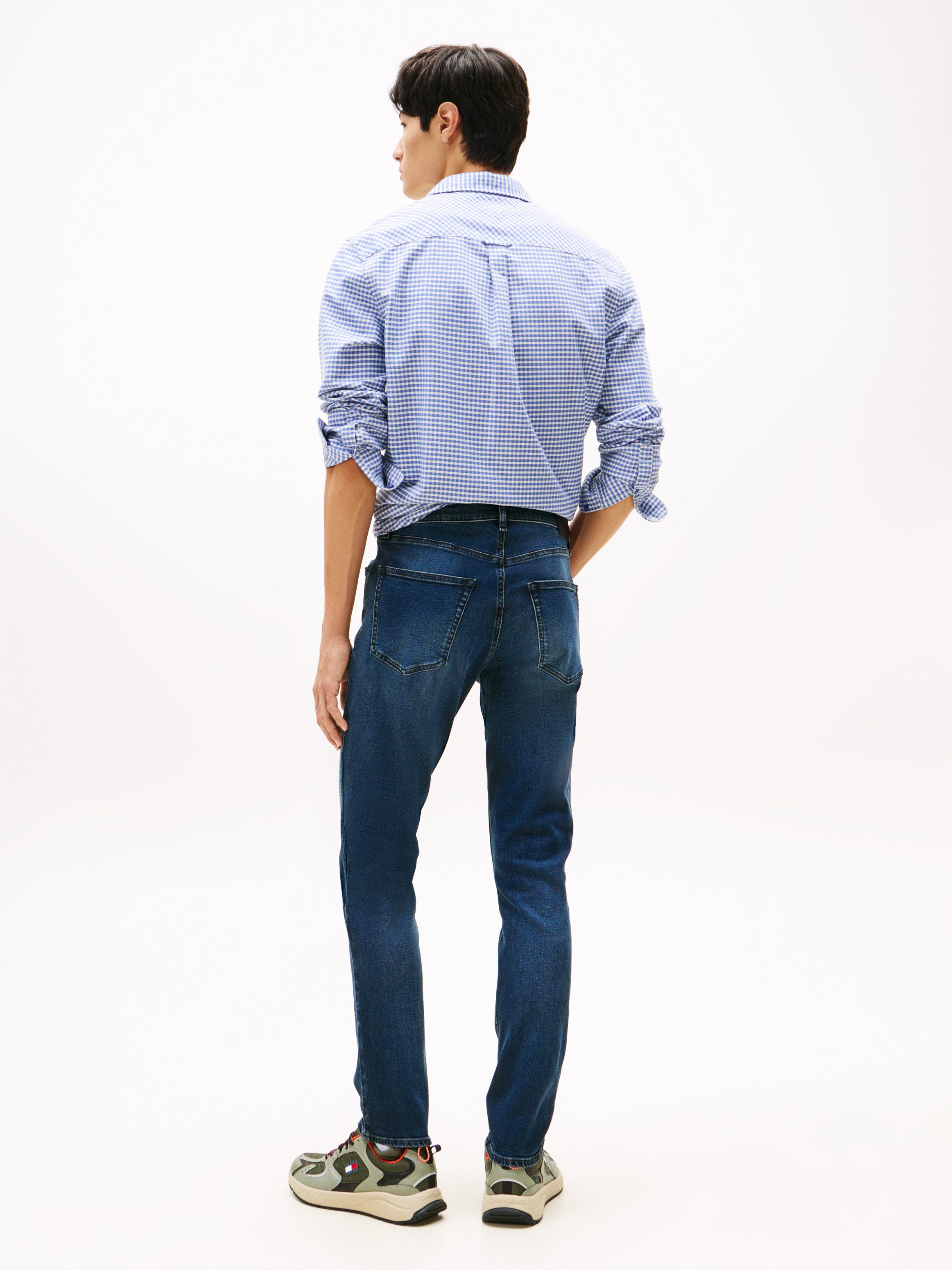 TOMMY JEANS Straight jeans SCANTON SLIM Met merkenlabel van leer achter