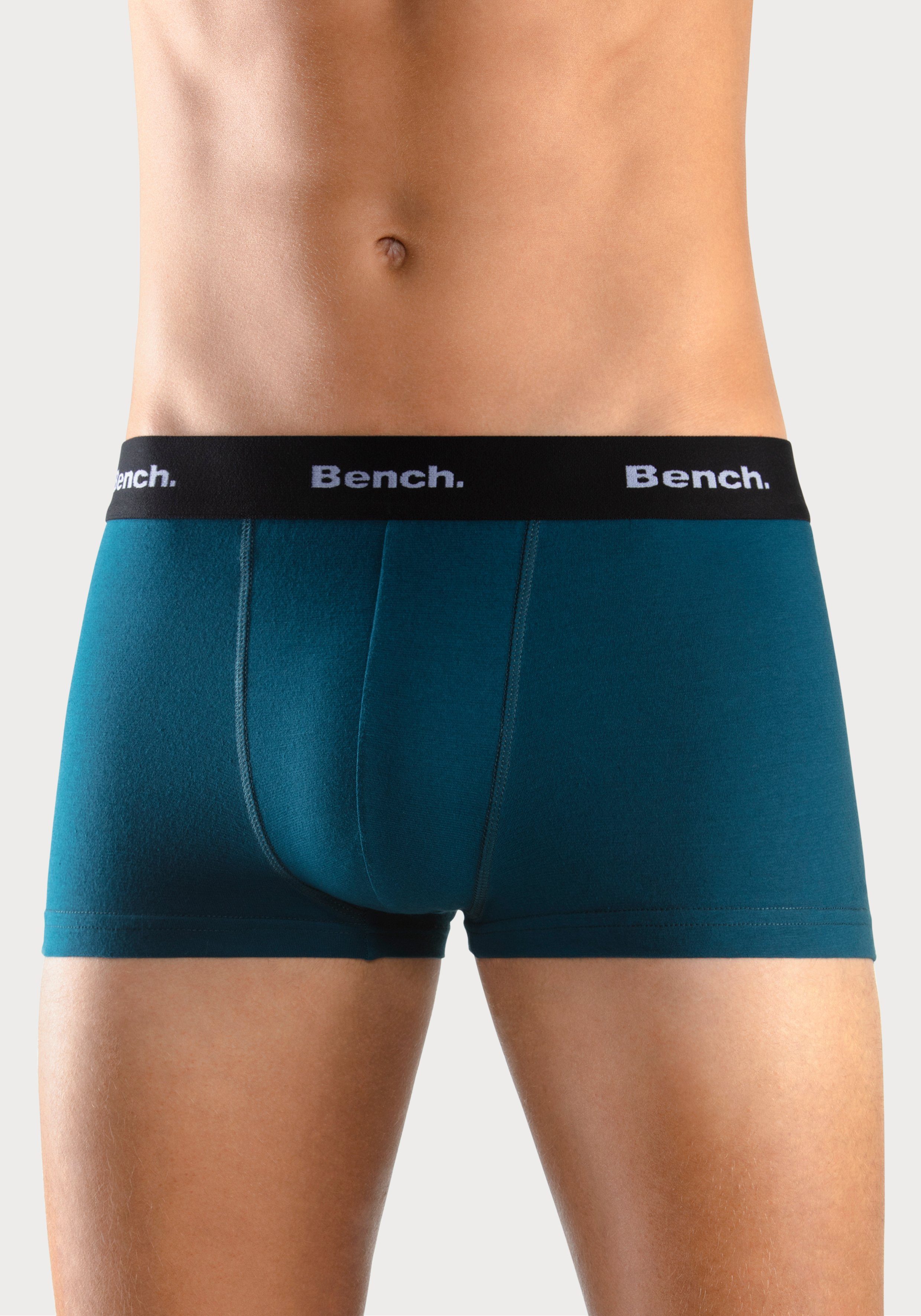 Bench. Hipster strak zittende boxershorts van katoenmix (set, 4 stuks)