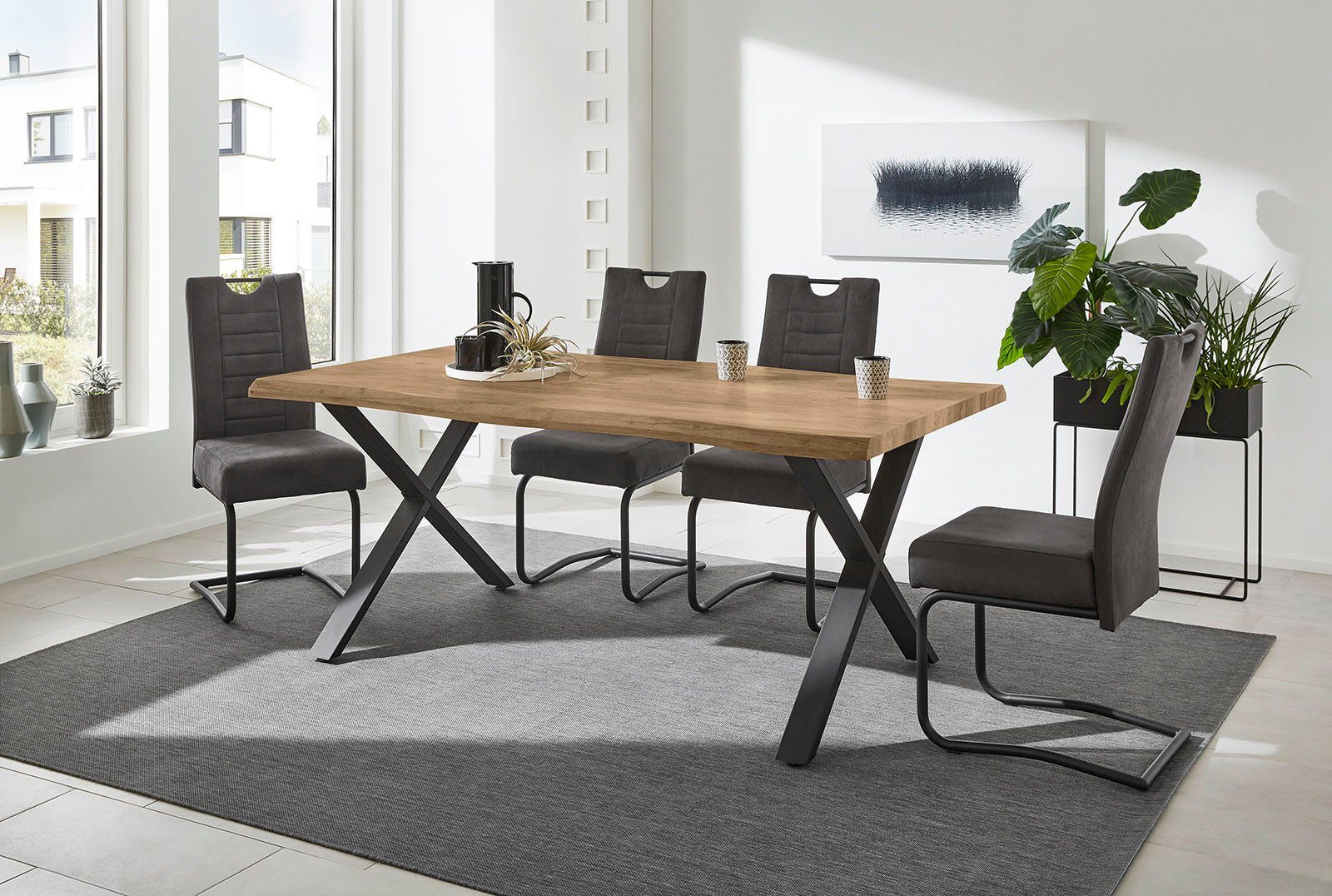 Jockenhöfer Gruppe Eettafel Marita 180 x 100 cm gebogen boomstam look en zwart onderstel
