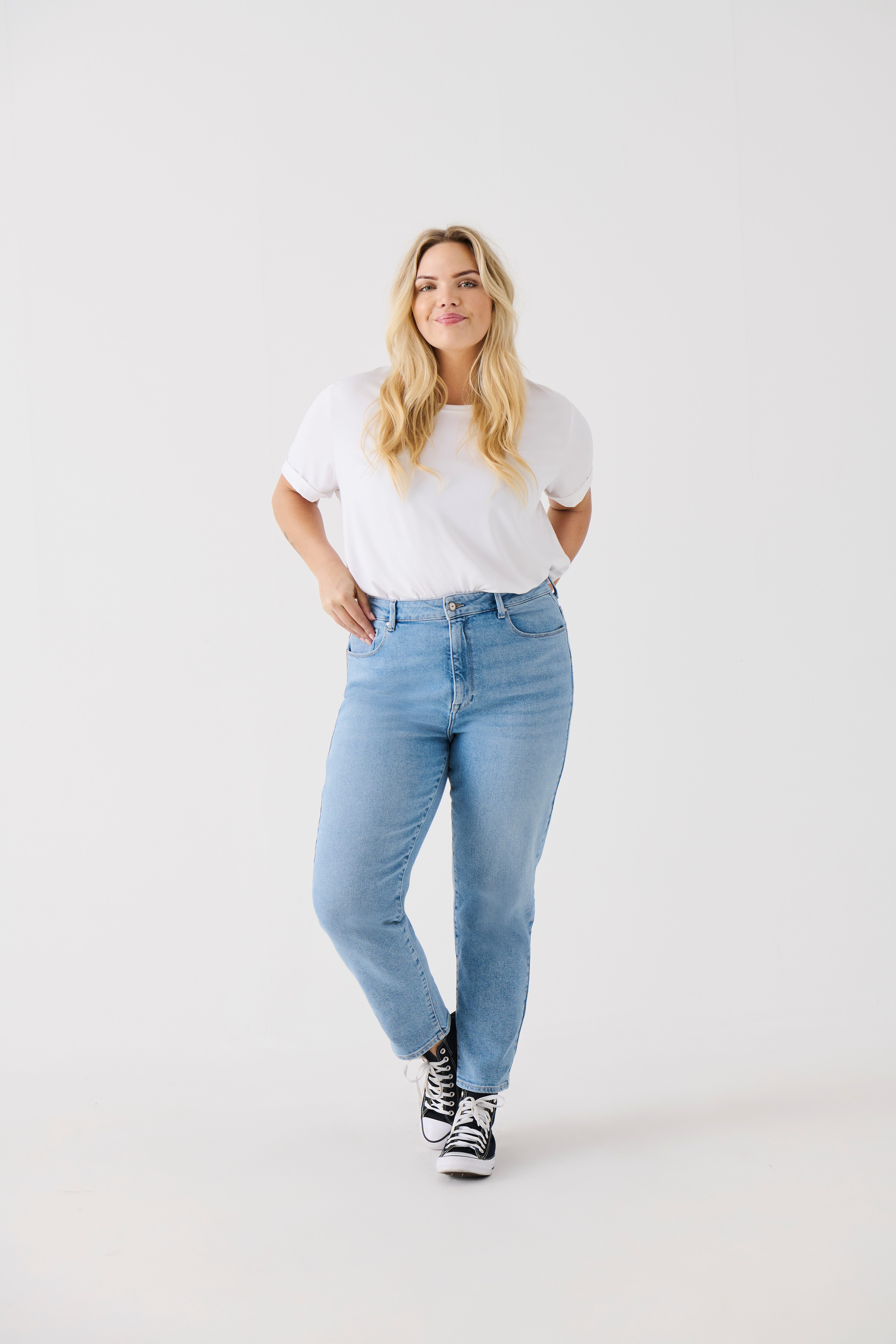 ONLY CARMAKOMA High-waist jeans CAREMILYSTRETCH HW STR ANK DNM CRO1 NOOS