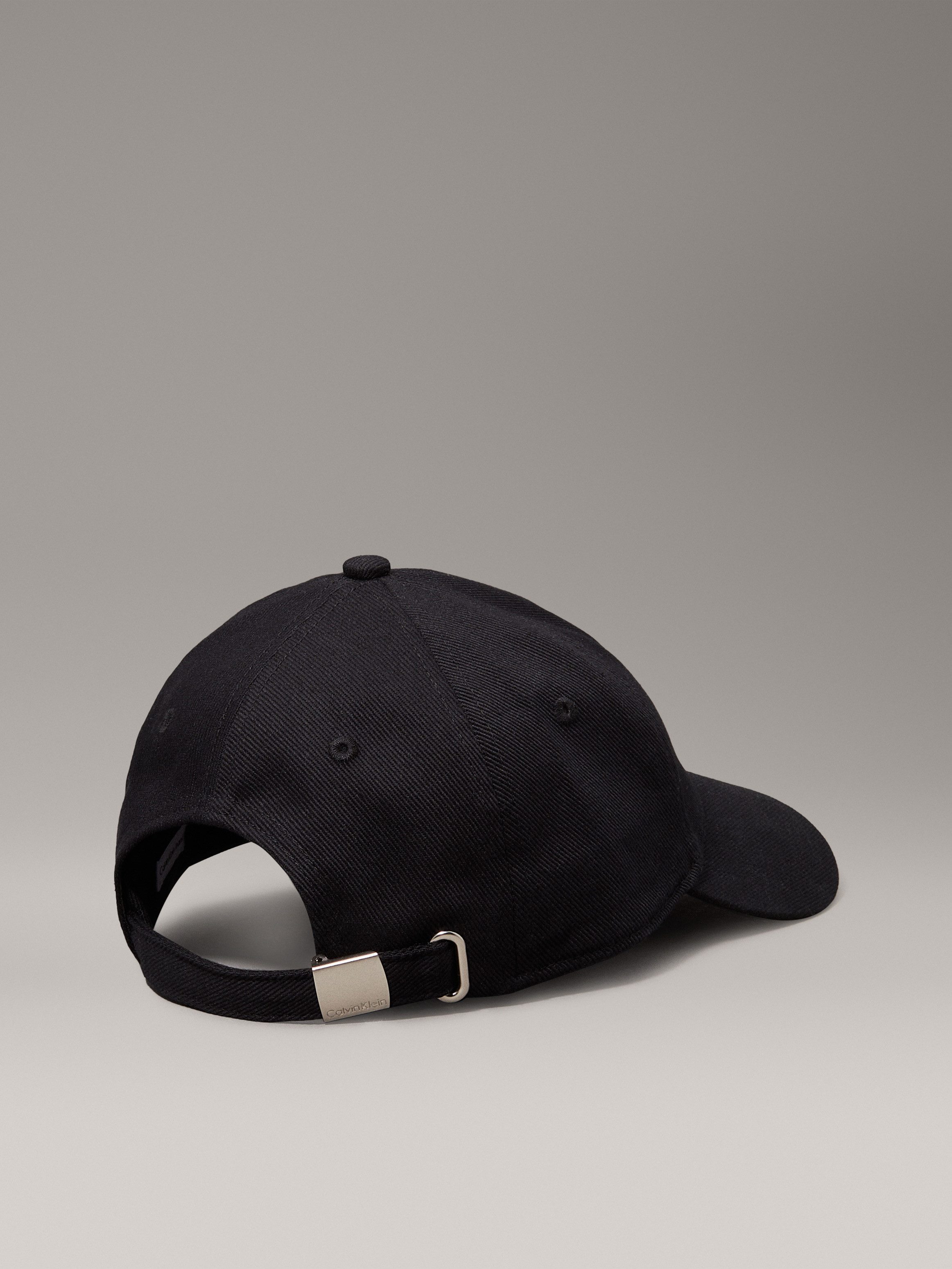 Calvin Klein Baseball pet EMBROIDERED MONOGRAM CAP