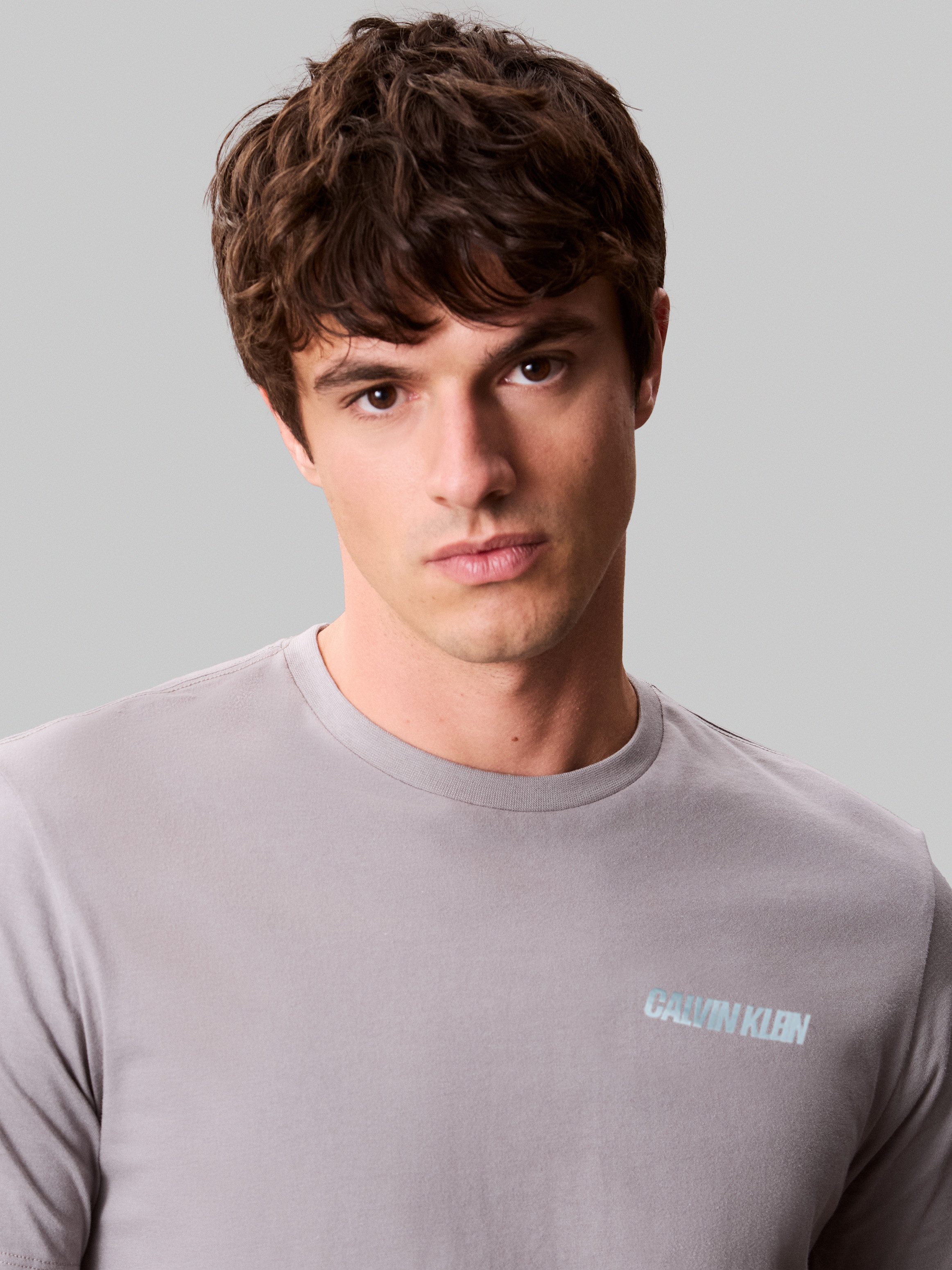 Calvin Klein T-shirt SS 30s E WRD STRTCH met grote logoprint op de rug