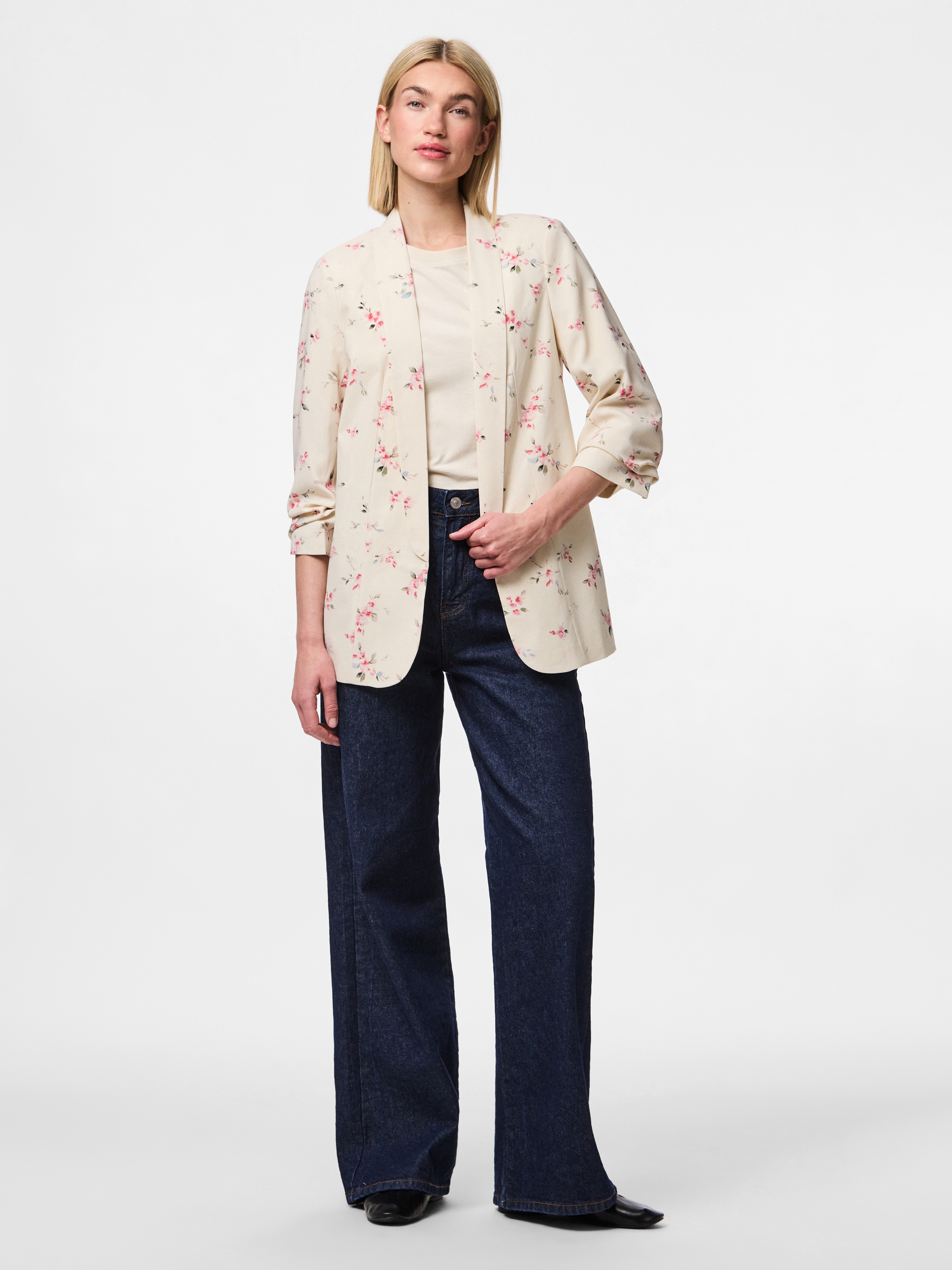 pieces Blouseblazer PCBOSELLA 3/4 PRINTED BLAZER NOOS
