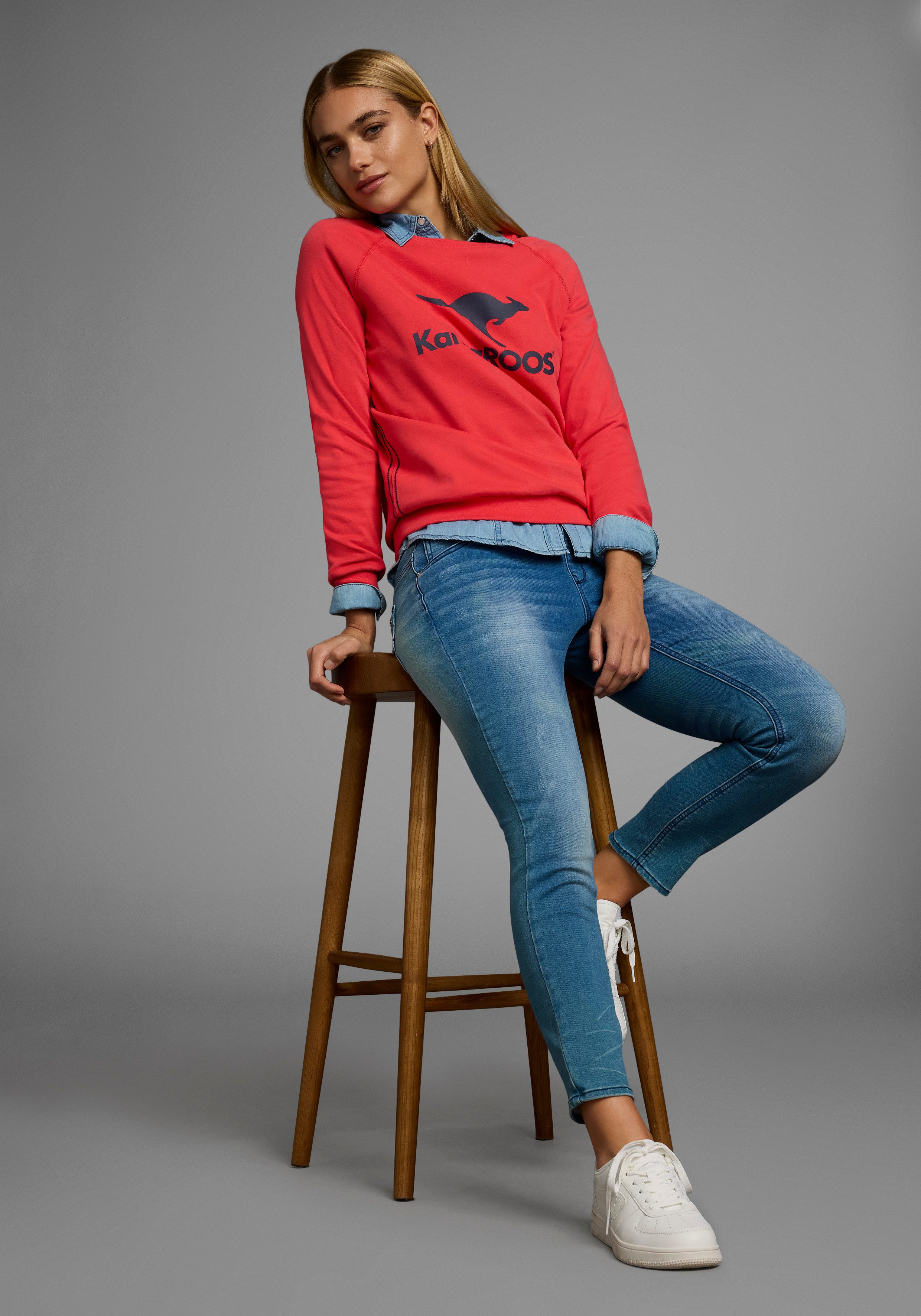 KangaROOS Sweatshirt Lange mouwen, figuurvolgende snit, met print, ronde hals
