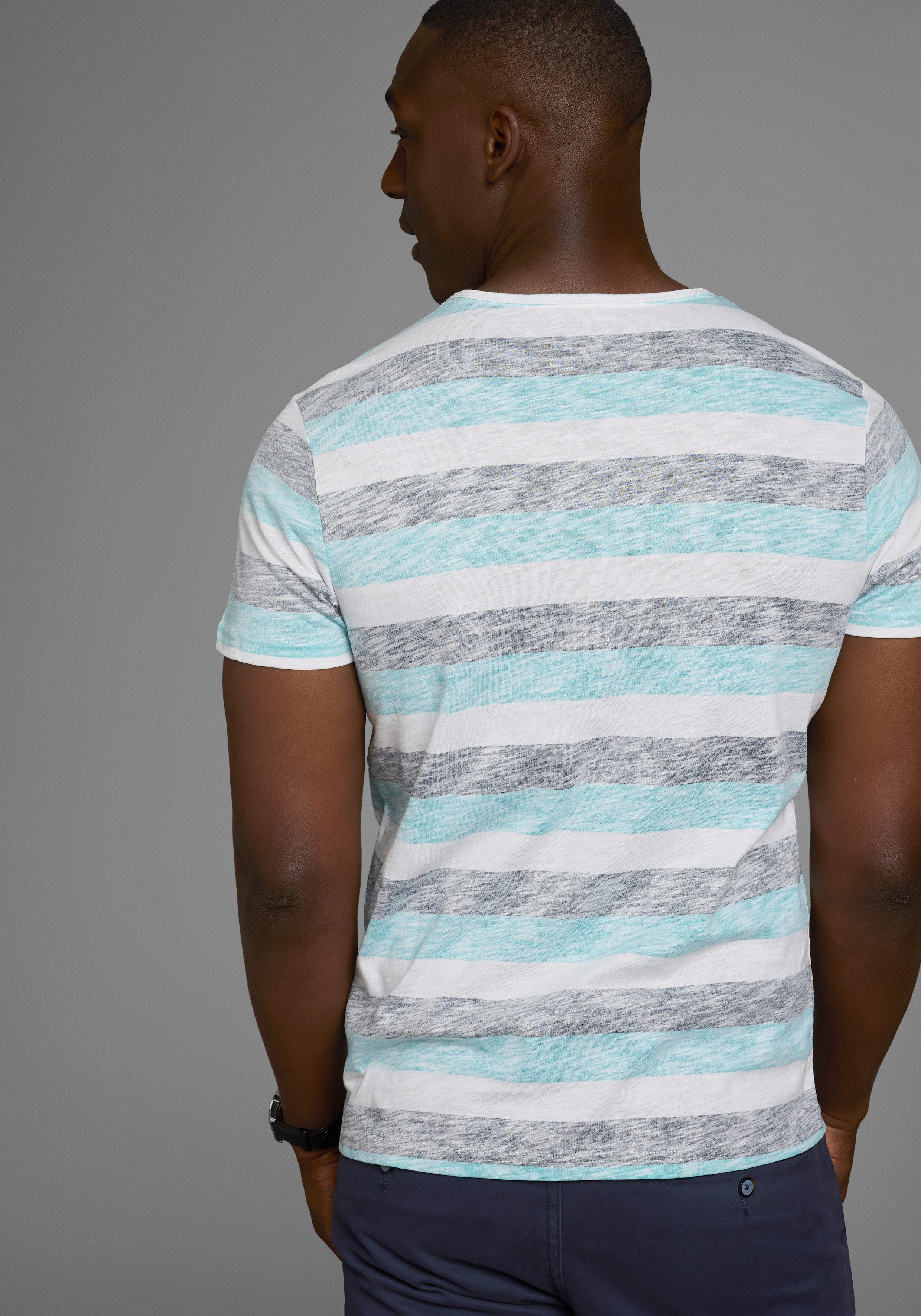 AJC T-shirt smal gesneden, gestreept, ronde hals