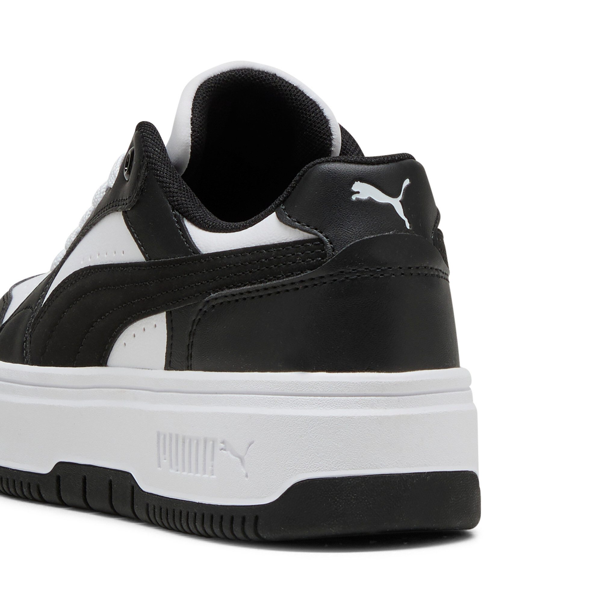 PUMA Sneakers