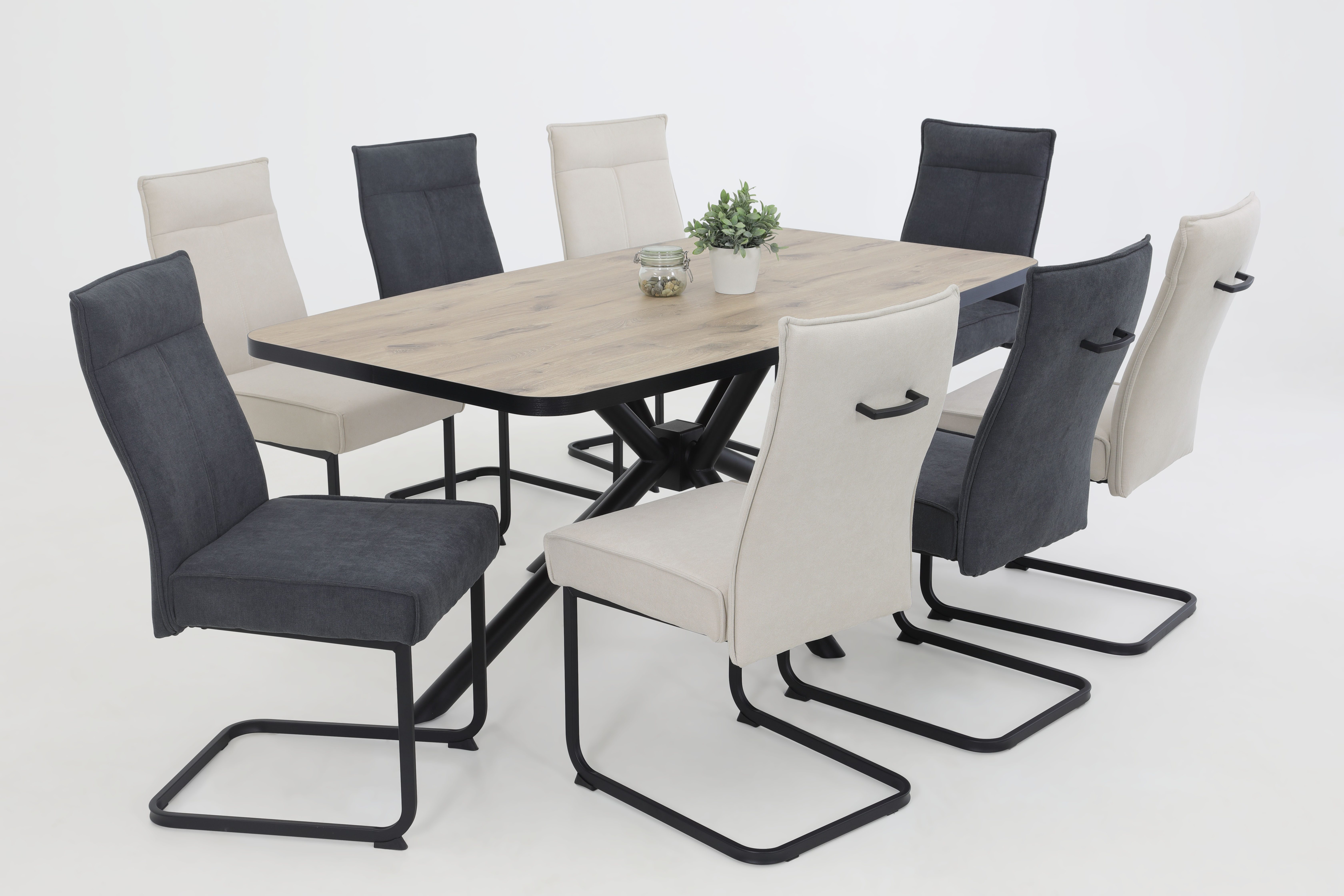 HELA Vrijdragende stoel KAREN eetkamerstoel XL-breedte, comfortzit, pocketvering, greep, 140kg belastbaar (set, 4 stuks)