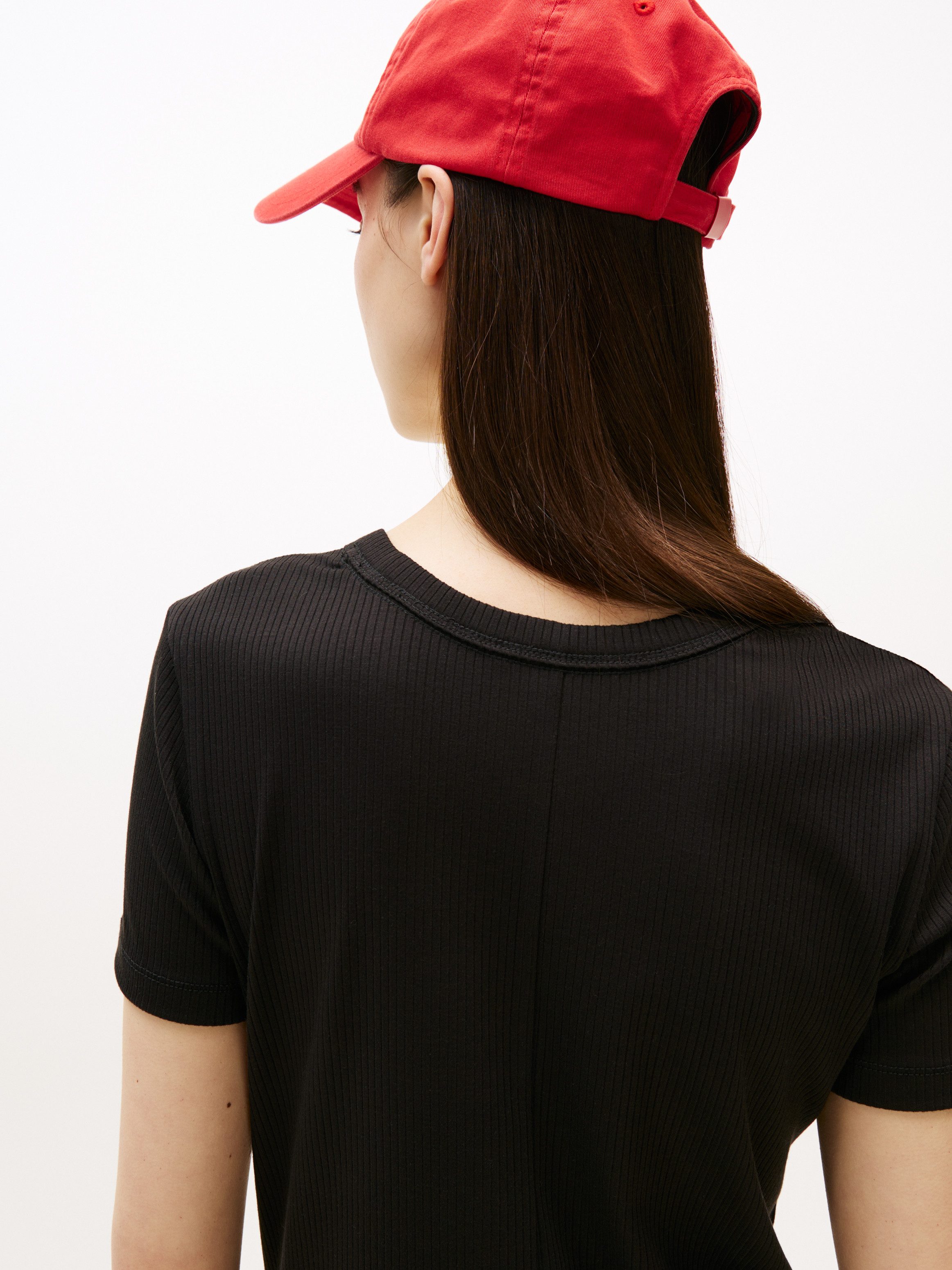 TOMMY JEANS Jerseyjurk met geribbelde structuur, logo-borduursel