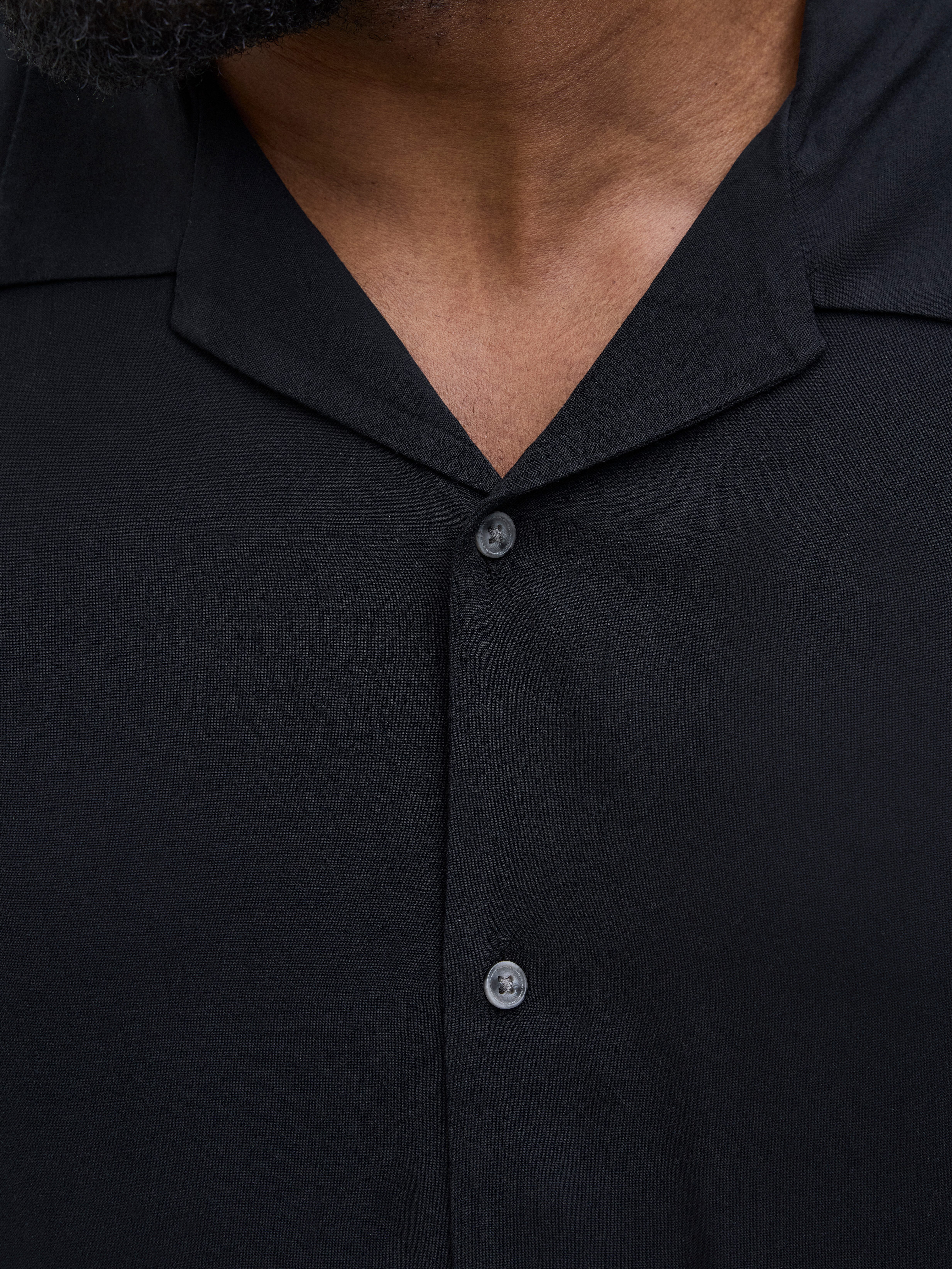 Jack & Jones PlusSize Overhemd met korte mouwen JJEJEFF SOLID RESORT SHIRT S/S SN PLS