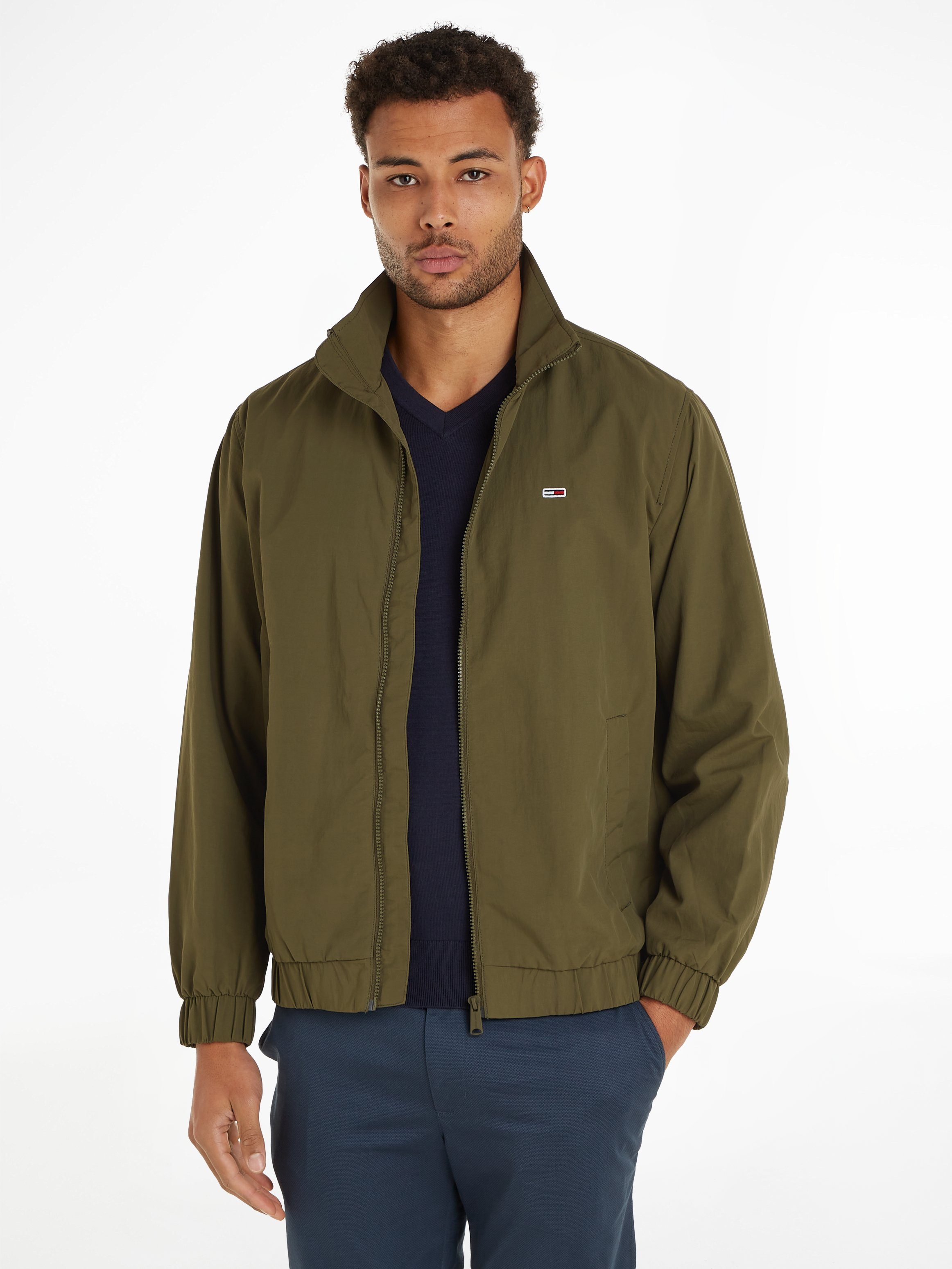 TOMMY JEANS Kort jack TJM ESSENTIAL JACKET EXT Bomberjack met staande kraag heren jassen maat M groen