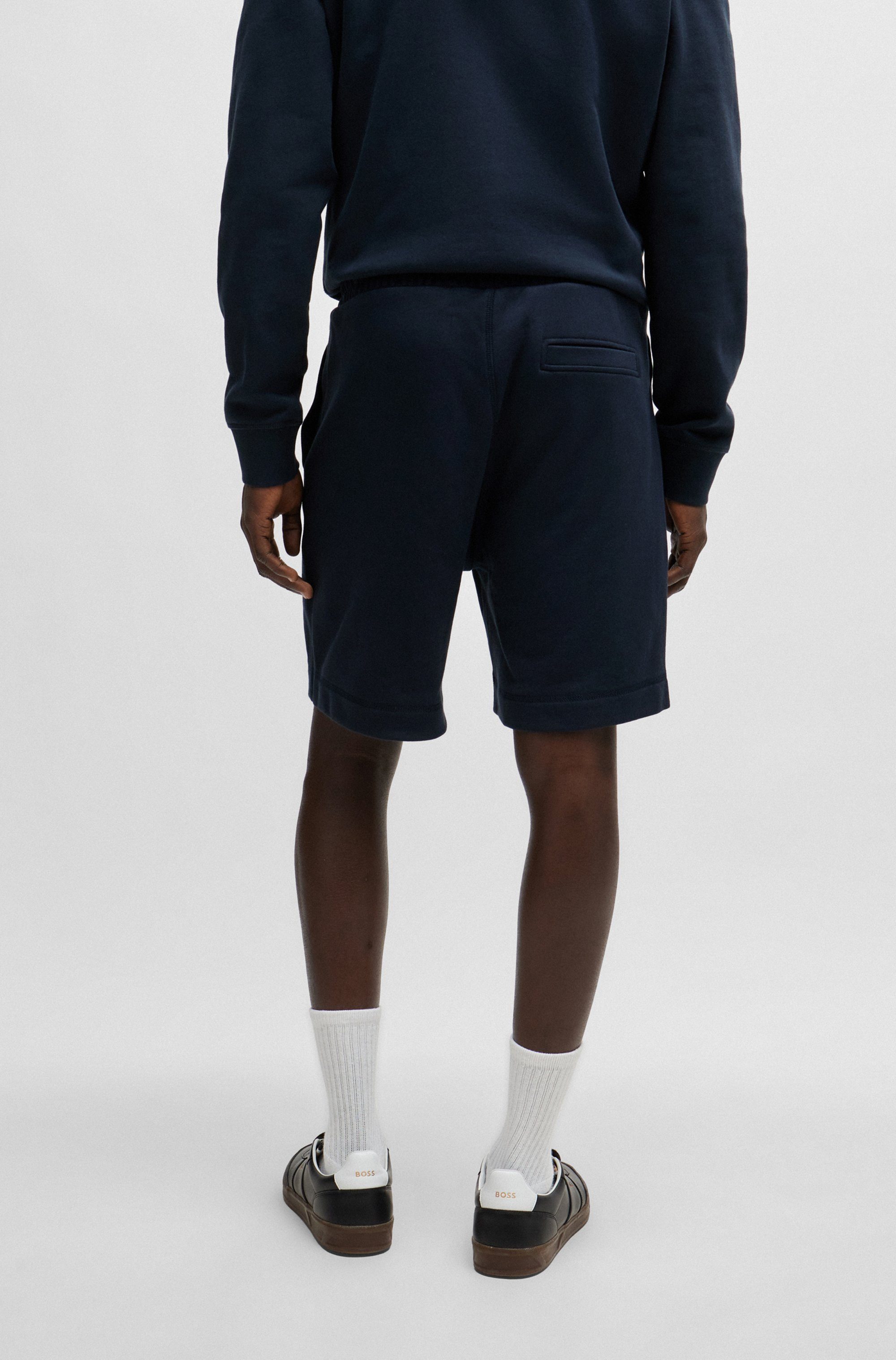 Boss Orange Sweatshort Sewalk met boss-merklabel