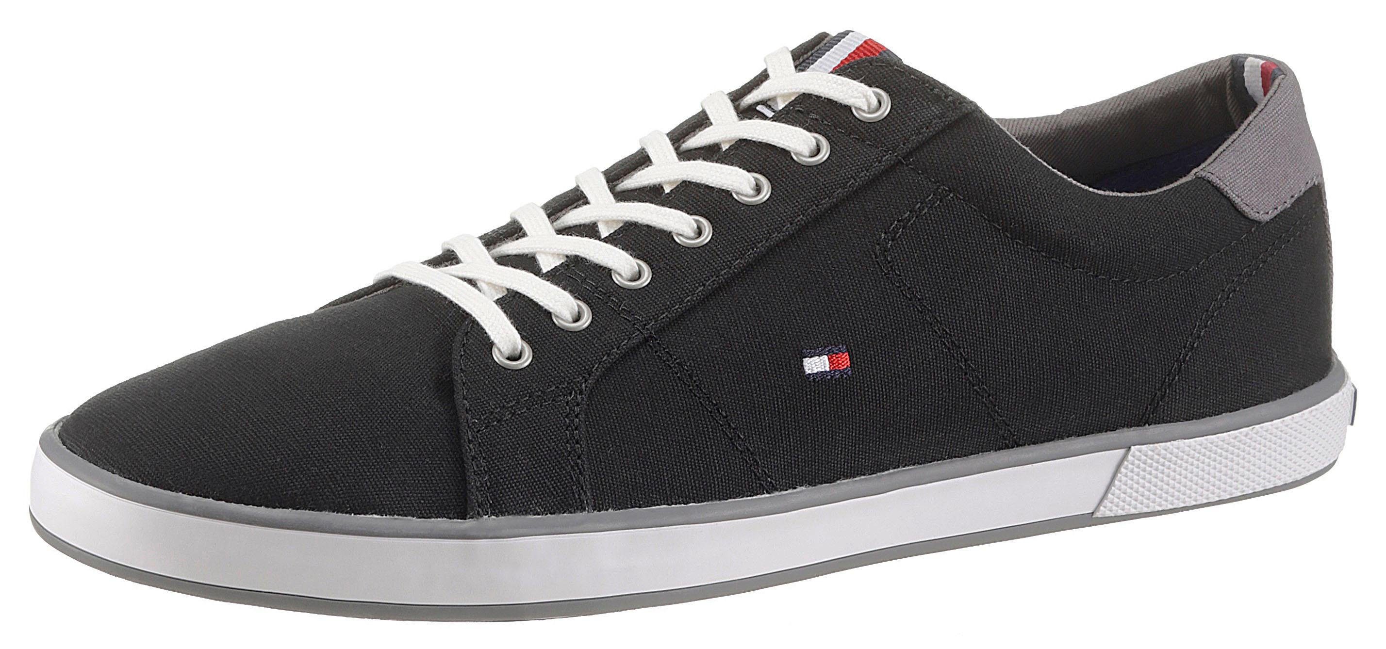 Tommy Hilfiger Sneakers H2285ARLOW 1D met zijlogo-vlag, vrijetijdsschoen, lage schoen, veterschoen