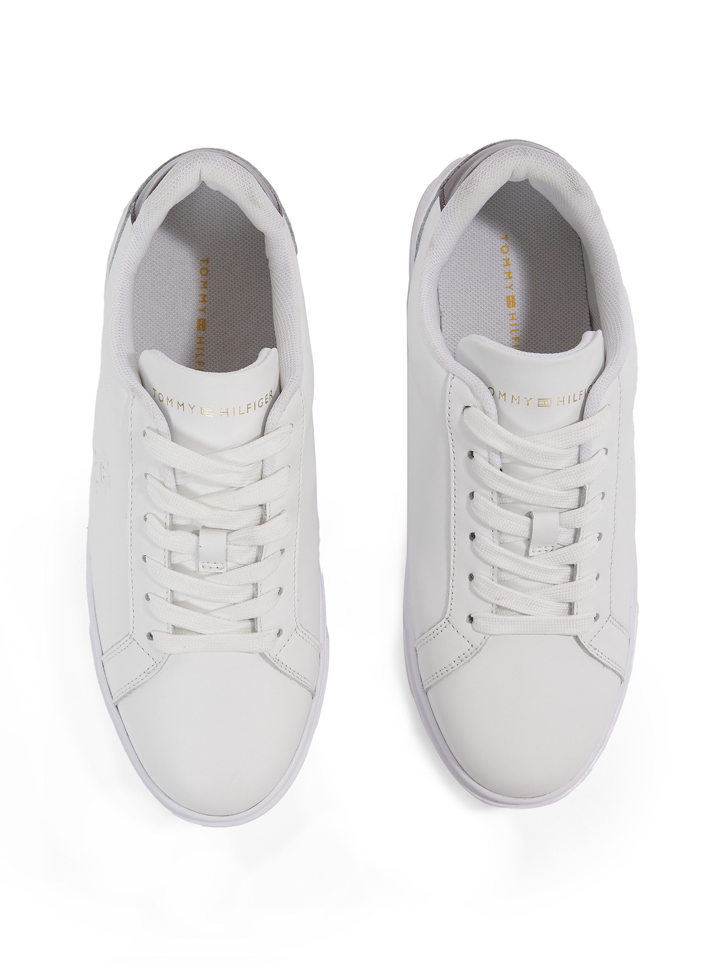 Tommy Hilfiger Plateausneakers TH PLATFORM COURT SNEAKER , vrijetijdsschoen, lage schoen, veterschoen, contrastafwerking aan de hak