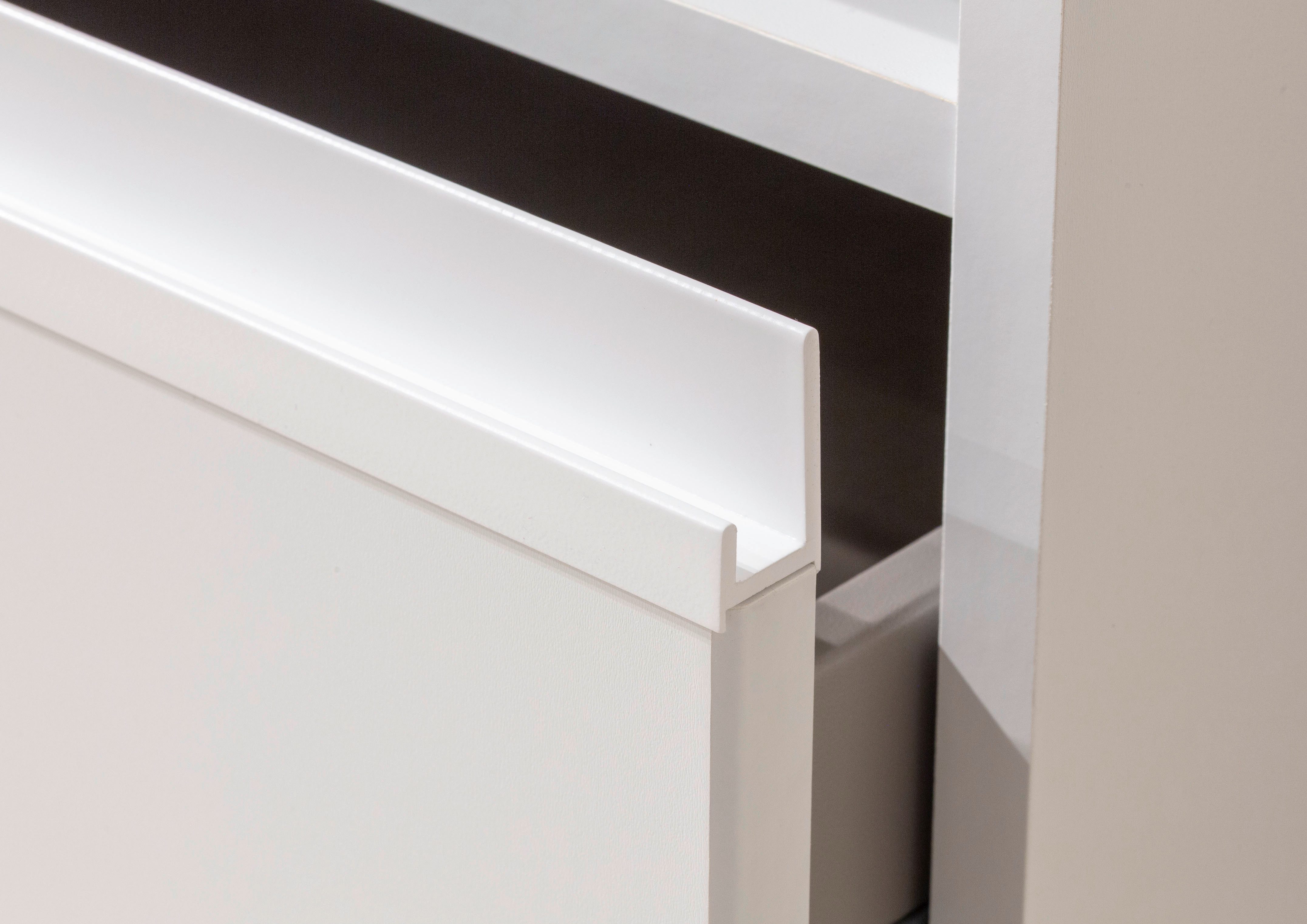 rauch Draaideurkast Kledingkast Kast Garderobe Wasmand COSTA in 3 Breedtes veel ruimte, greeploze front en push-to-open functie made in germany
