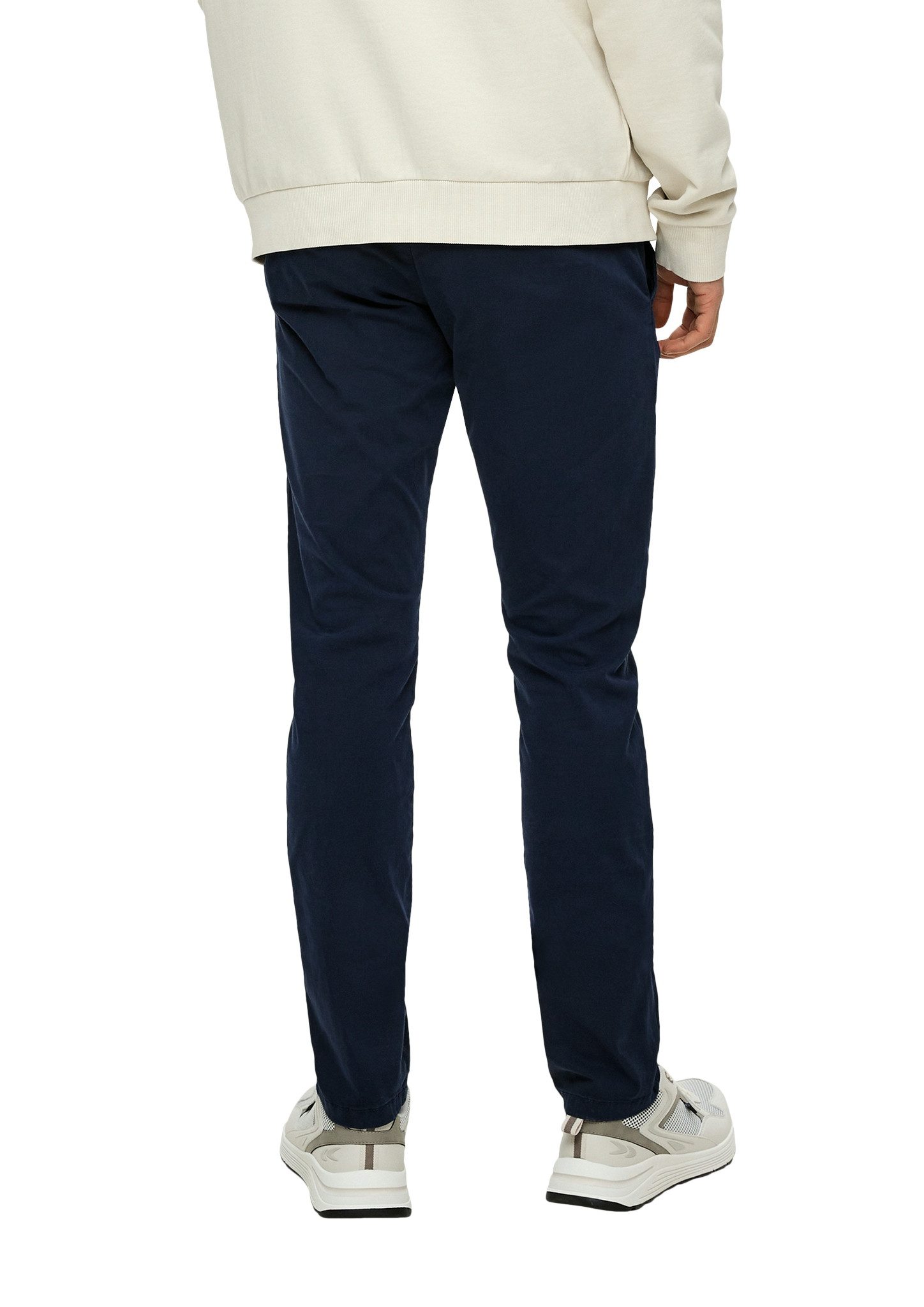 Q/S designed by Chino met stretchaandeel