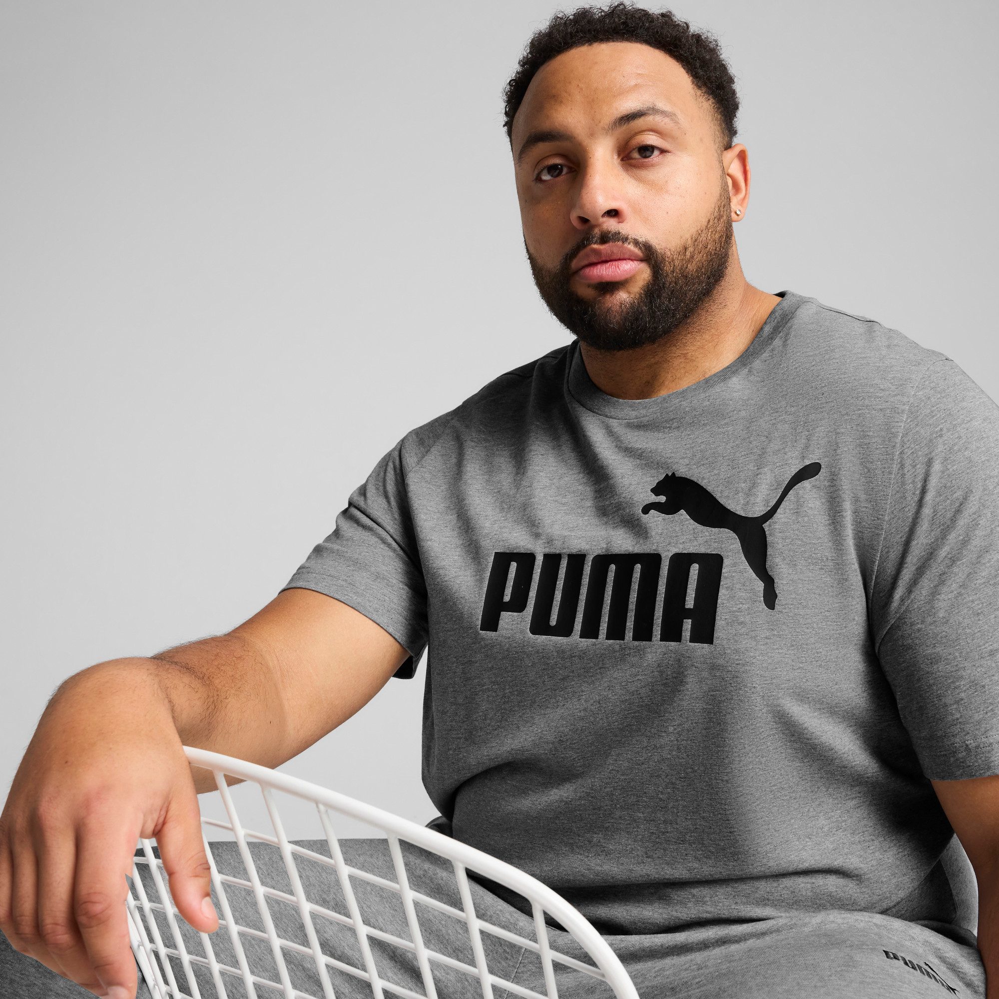 PUMA T-shirt ESS NO. 1 LOGO TEE Basic heren T-shirt met logo