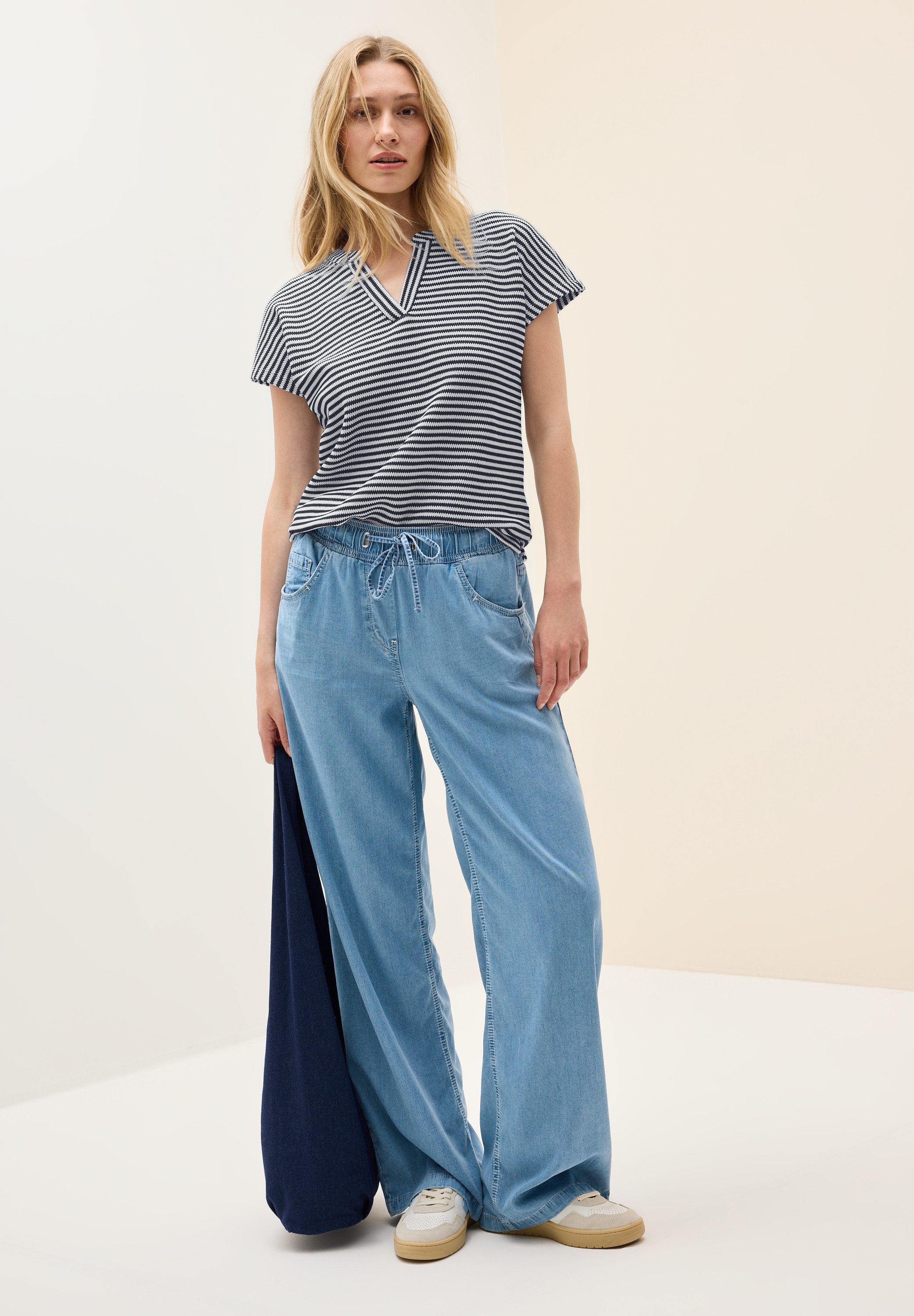 Cecil Shirt met V-hals