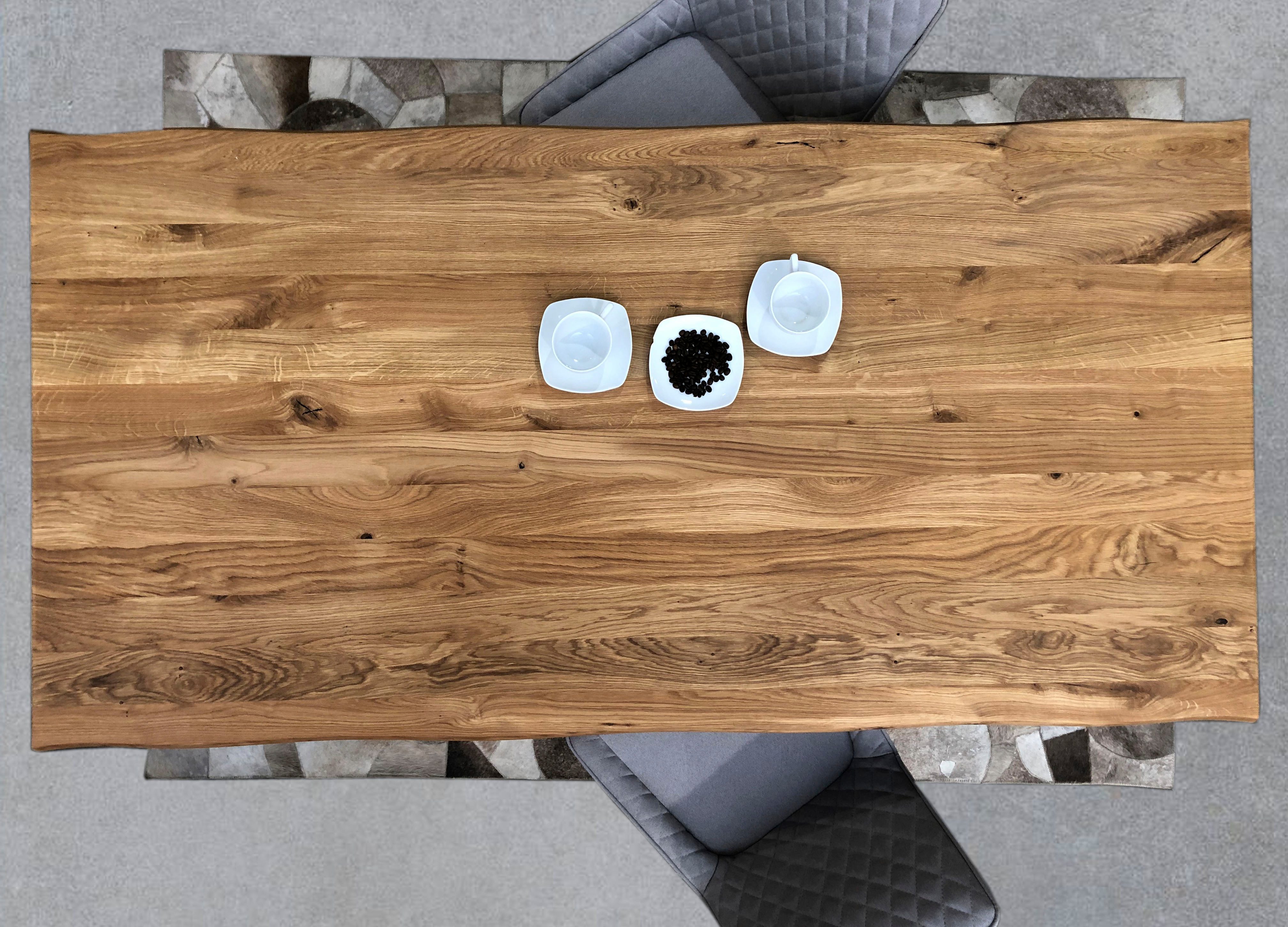SIT Eettafel Tops&Tables met tafelblad van wildeiken, met boomstamrand, vintage