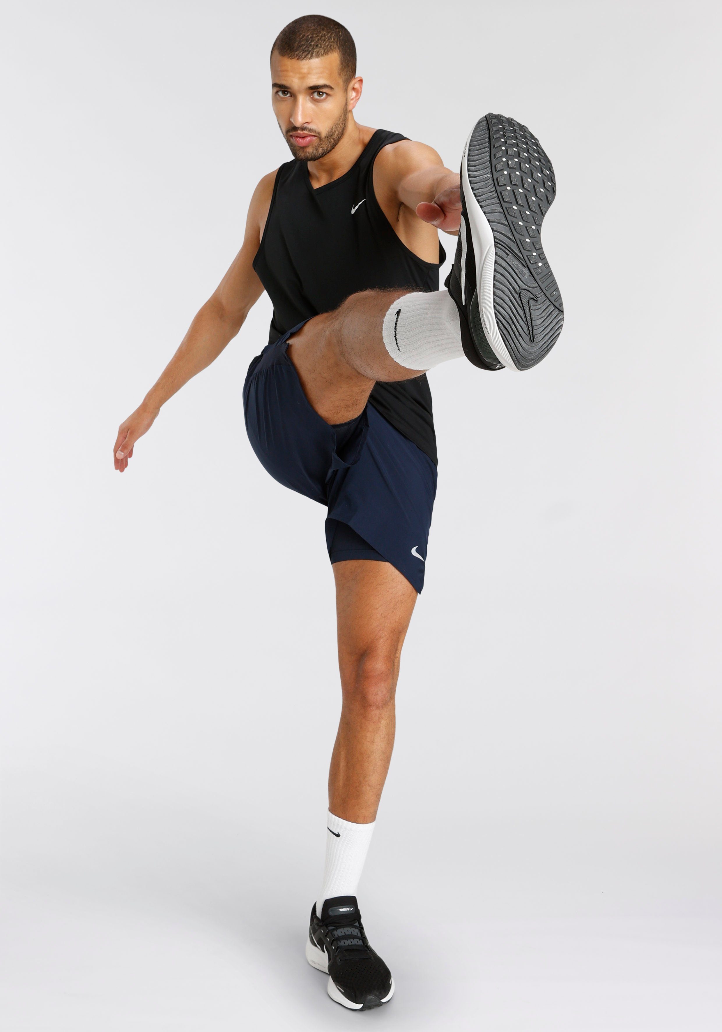 Nike Runningschoenen AIR ZOOM VOMERO 16