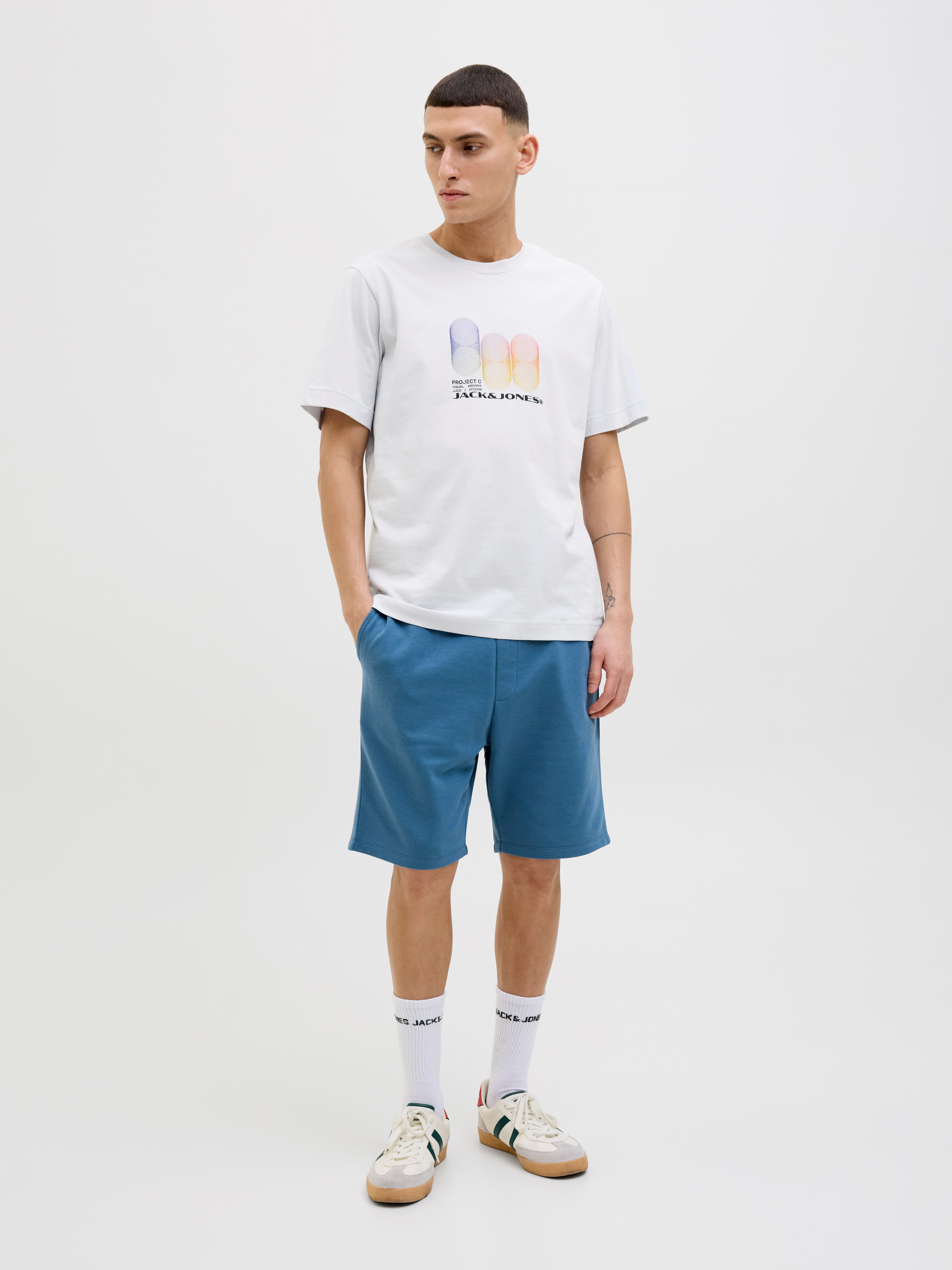Jack & Jones Shirt met print JCOCALMA TEE SS CREW NECK FST