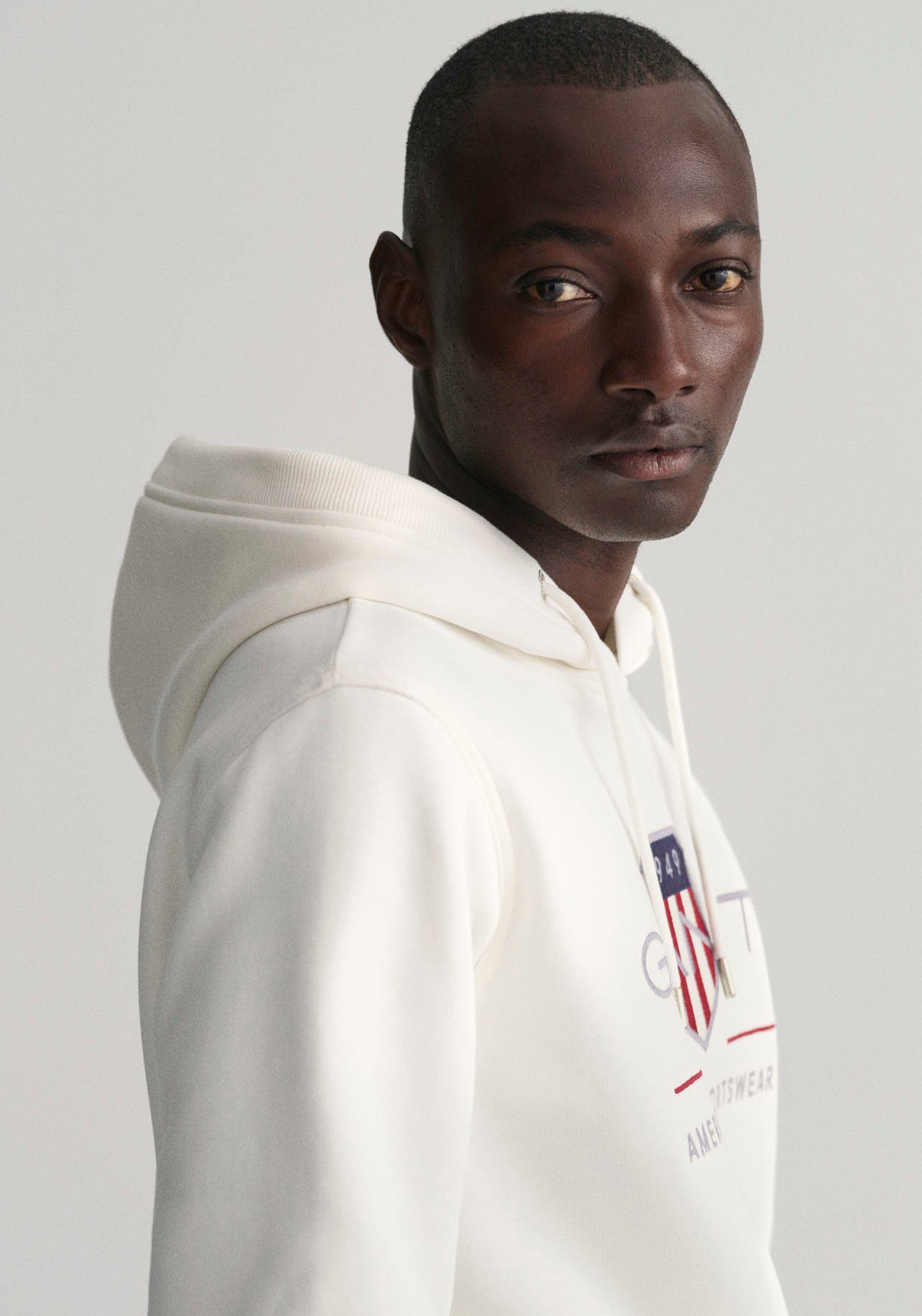 Gant Hoodie REG ARCHIVE SHIELD HOODIE met modieuze logo-borduursel op de borst