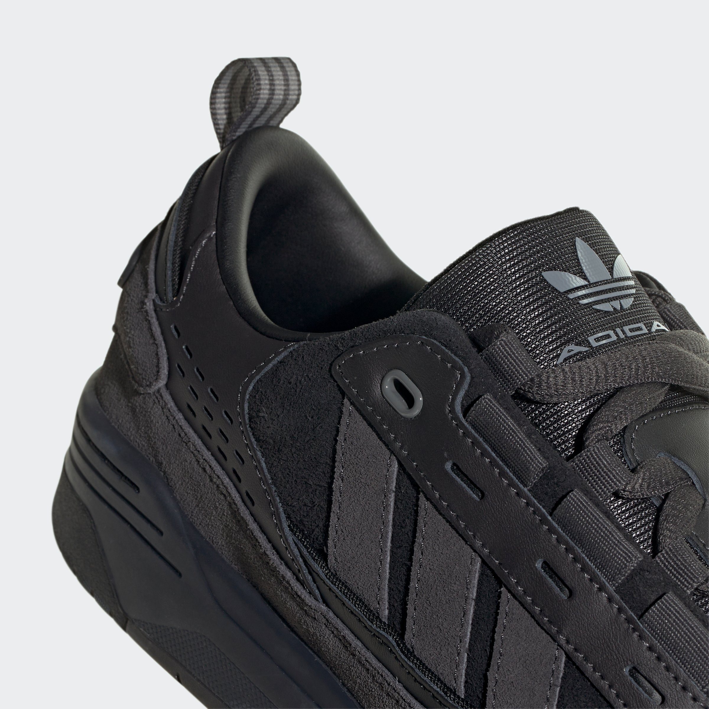 adidas Originals Sneakers ADI2000