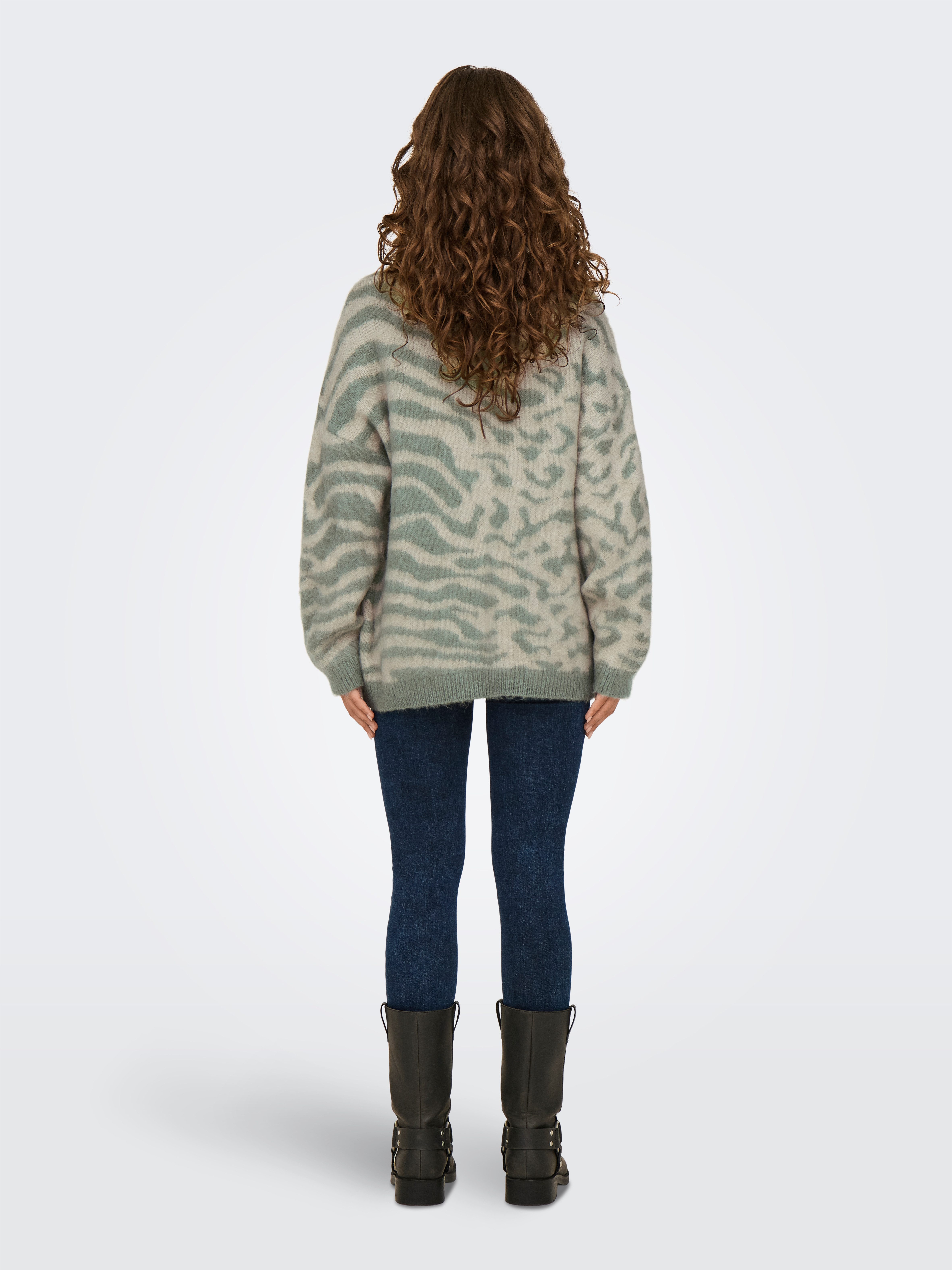 Only Trui met ronde hals ONLWILD LS JQ LONG O-NECK CC KNT