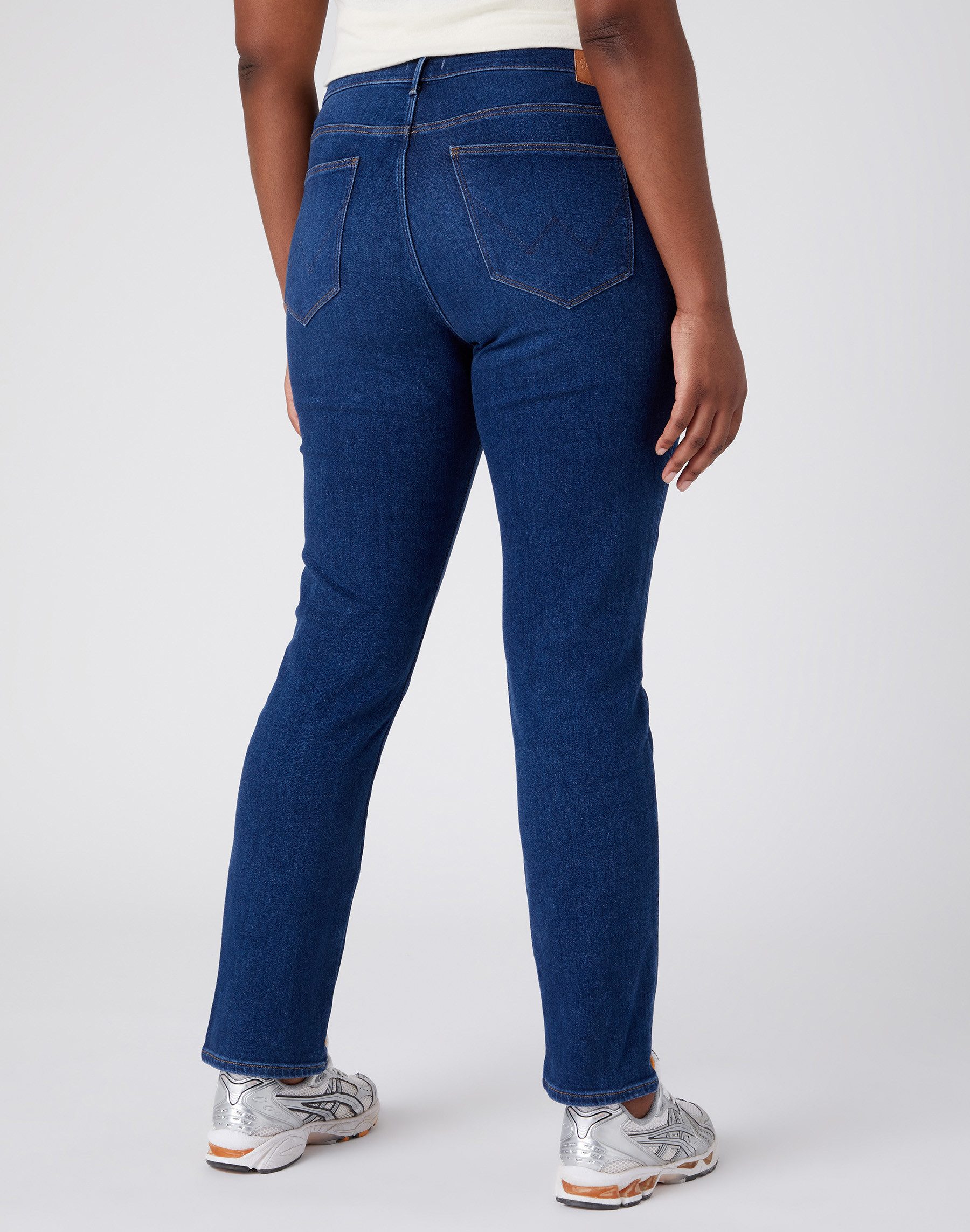 Wrangler 5-pocket jeans met contrastkleurige naden