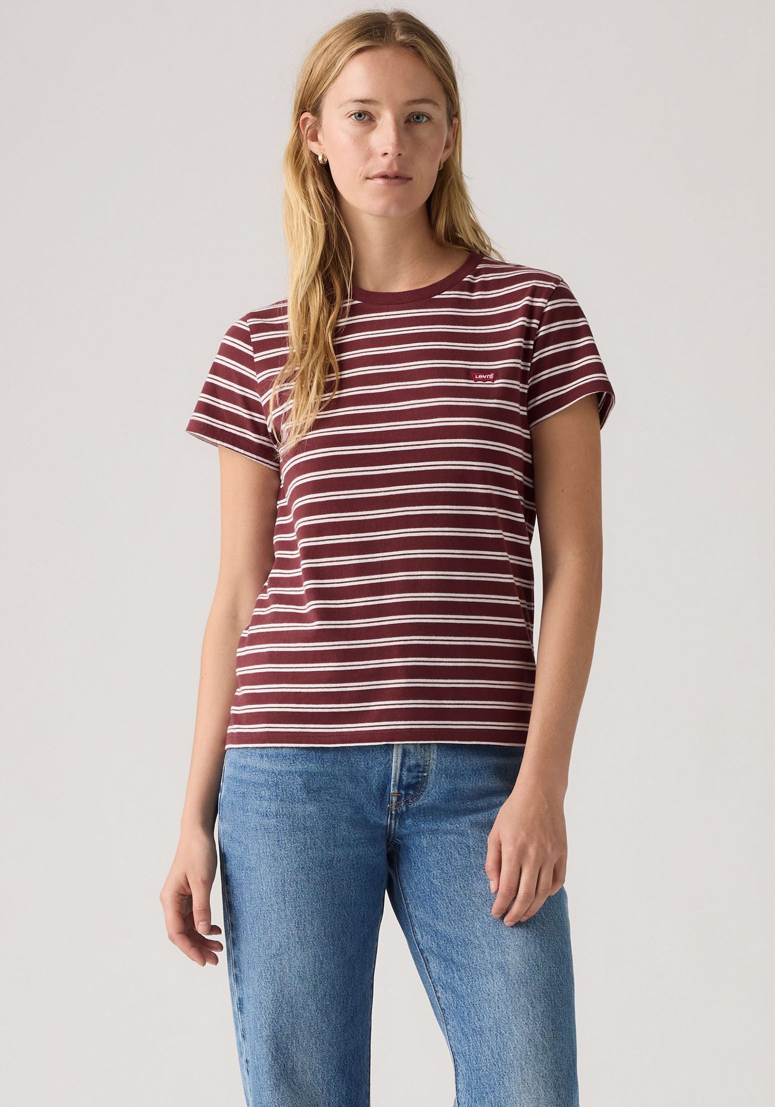 Levi's® T-shirt The Perfect Tee met klein logoborduursel