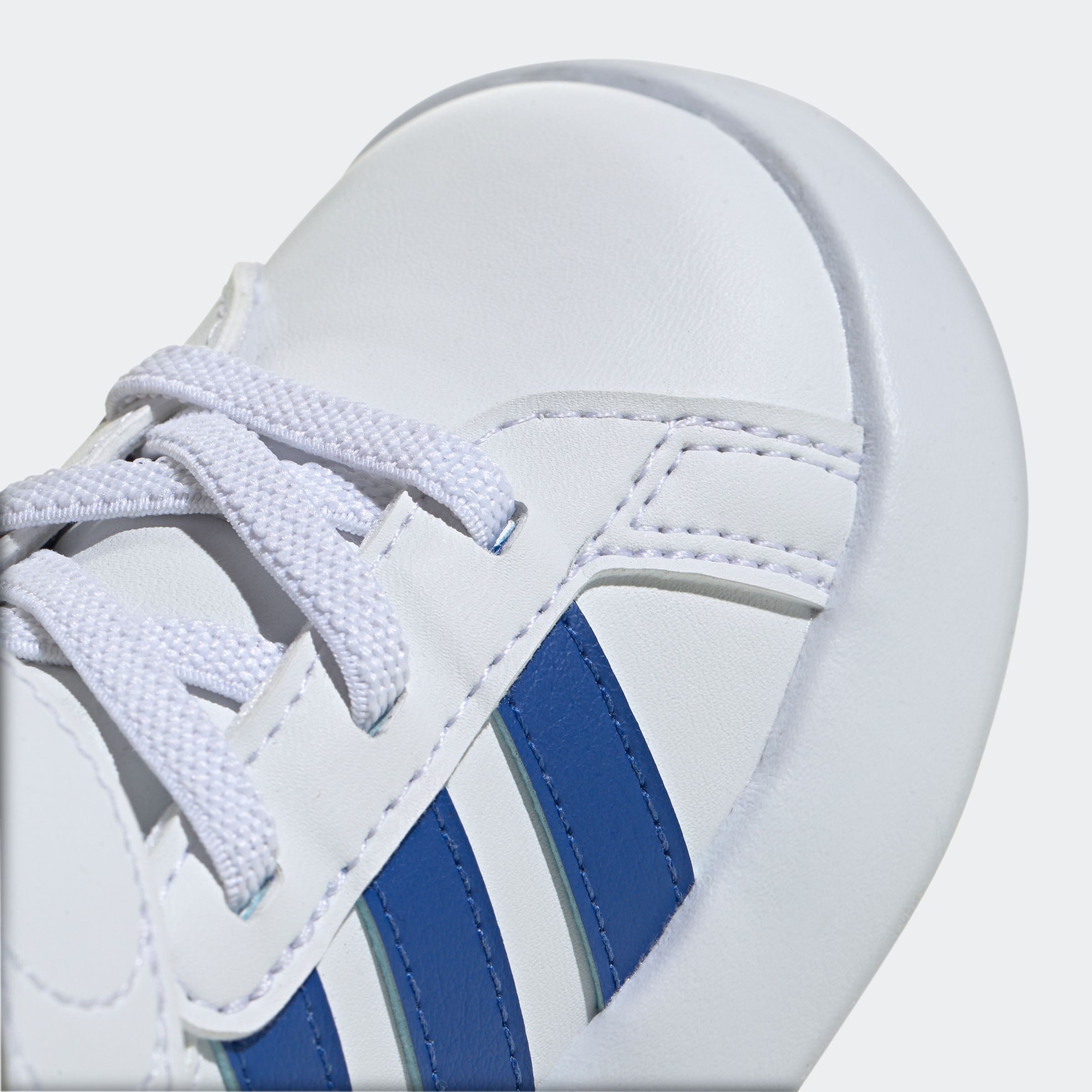 adidas Sportswear Sneakers GRAND COURT MID KIDS Design geïnspireerd op de adidas Superstar, voor kinderen