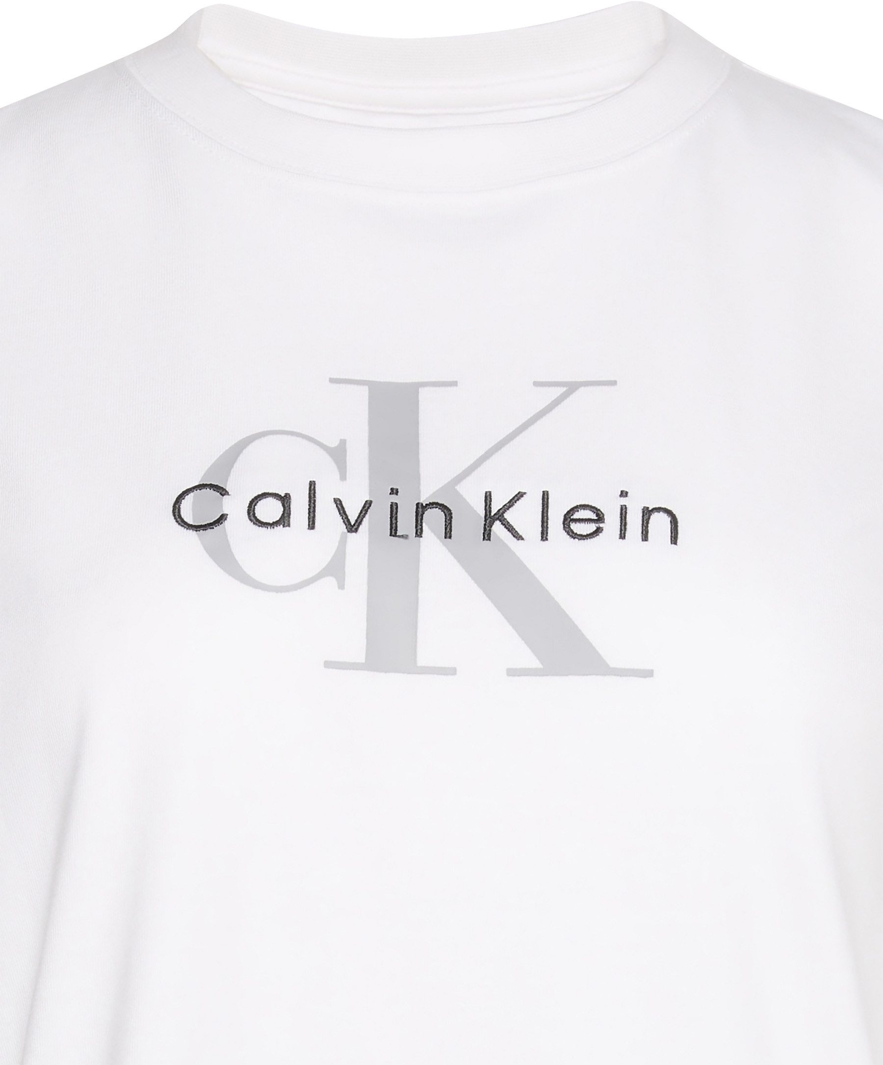 Calvin Klein T-shirt